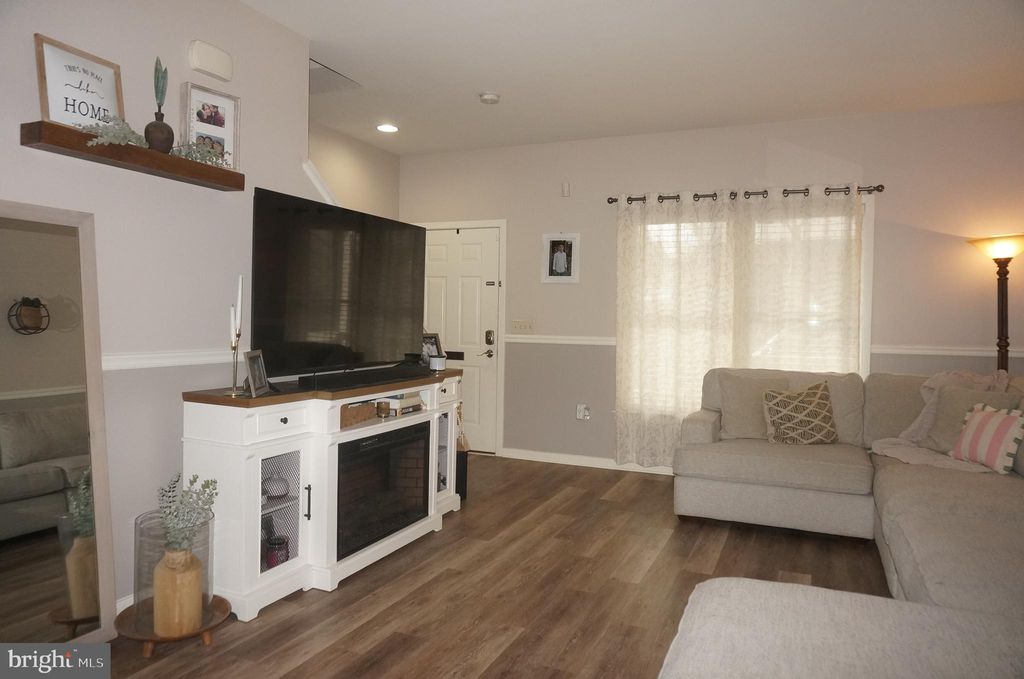 Photo of 429 Locust Street, LANCASTER, PA 17602 (MLS # PALA2085284)