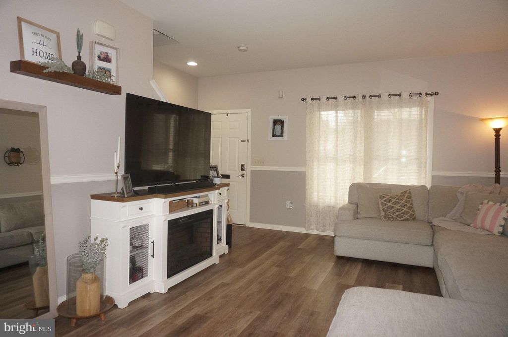 Photo of 429 Locust Street, LANCASTER, PA 17602 (MLS # PALA2085284)