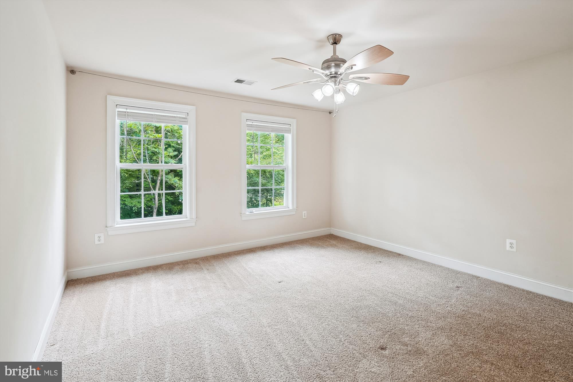 POTOMAC RUN - Residential Lease