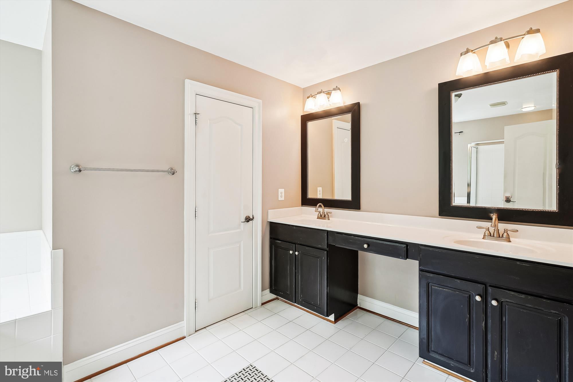 POTOMAC RUN - Residential Lease