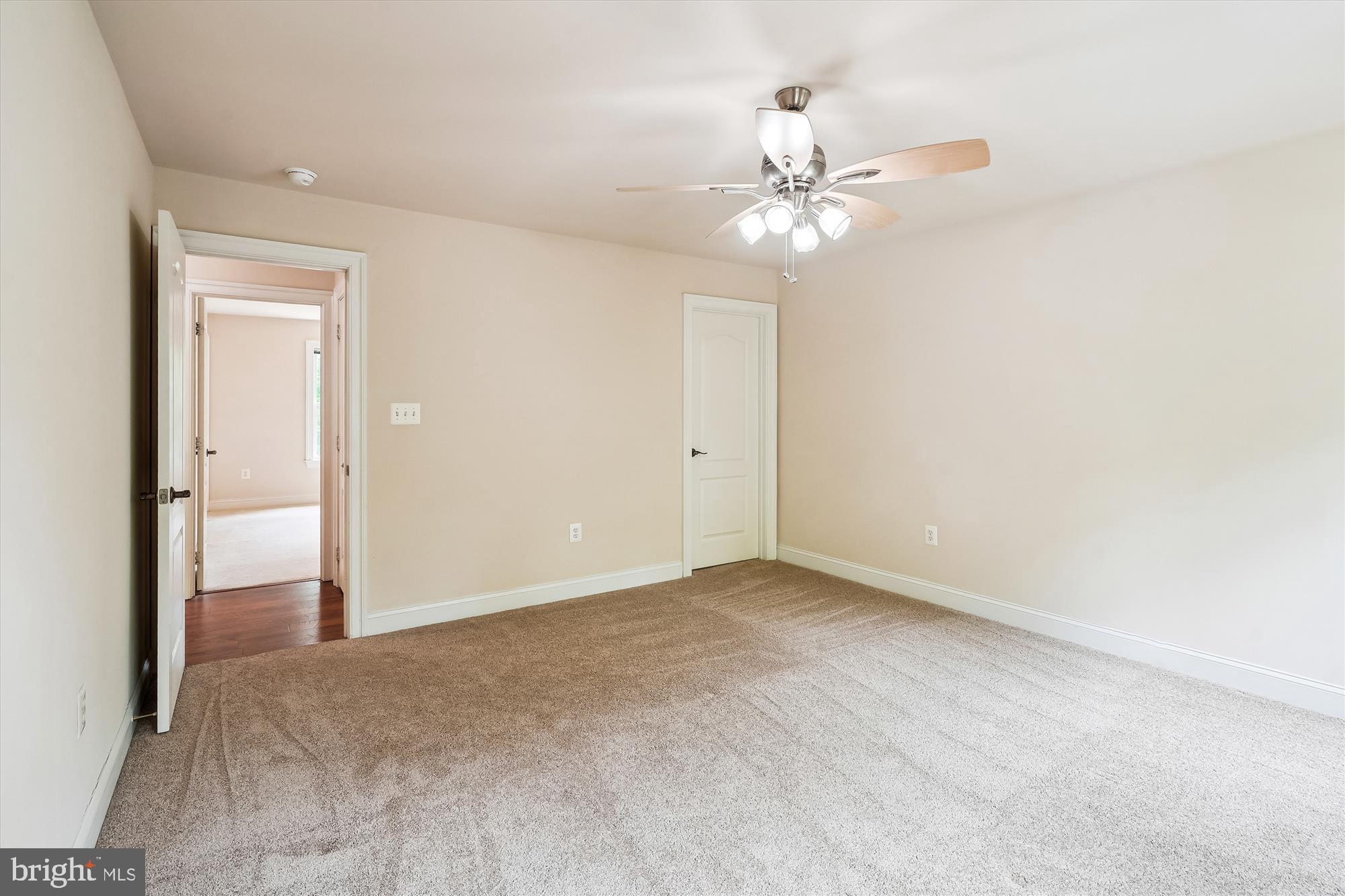 POTOMAC RUN - Residential Lease