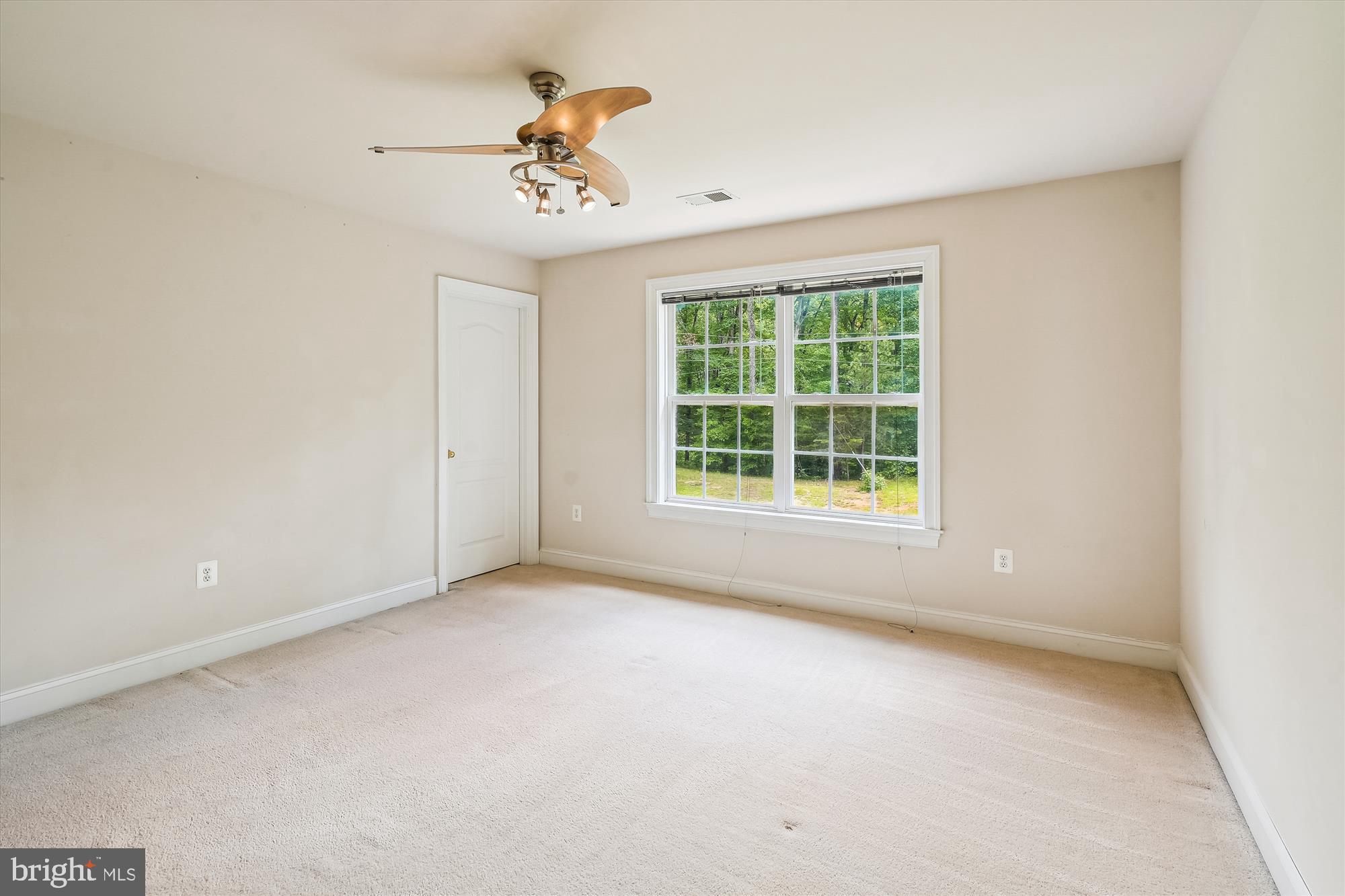 POTOMAC RUN - Residential Lease