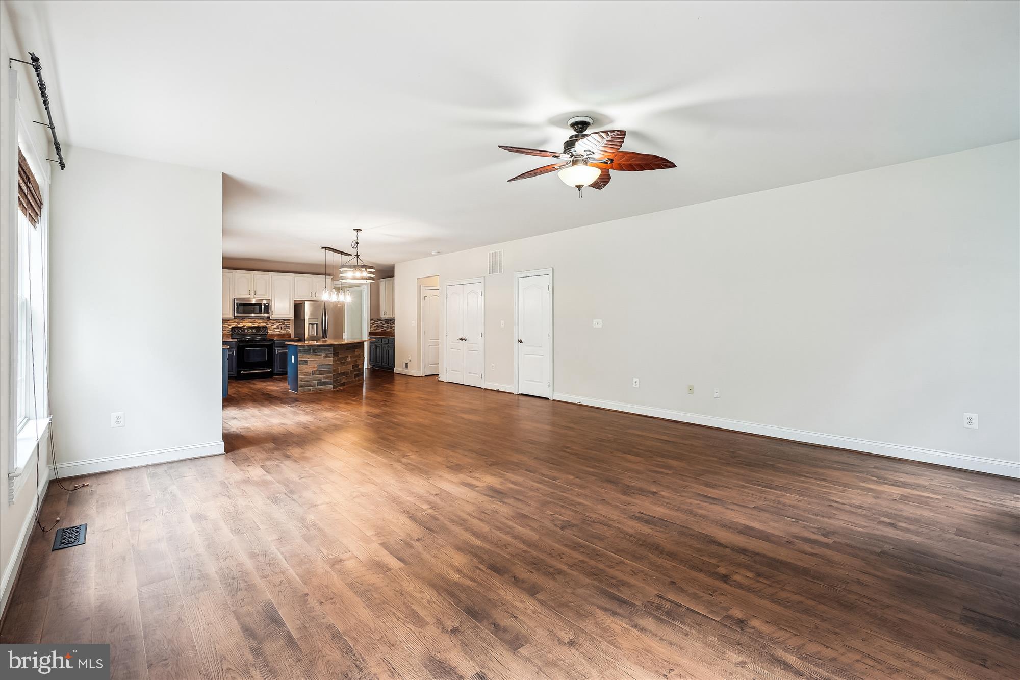 POTOMAC RUN - Residential Lease