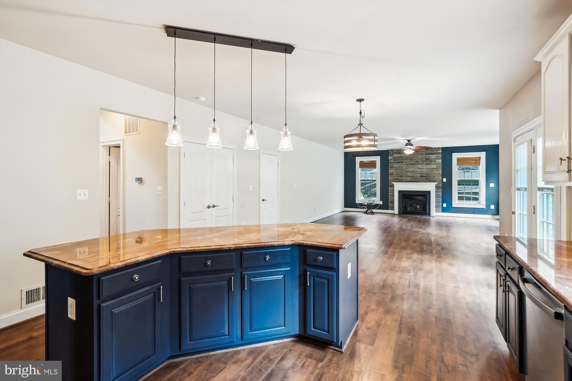 POTOMAC RUN - Residential Lease