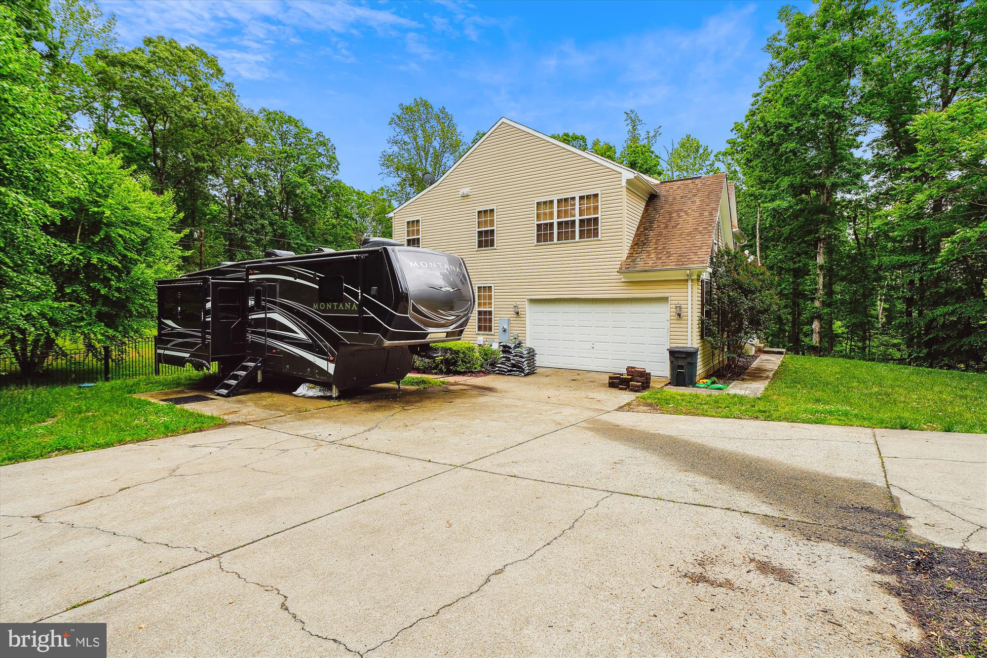 POTOMAC RUN - Residential Lease