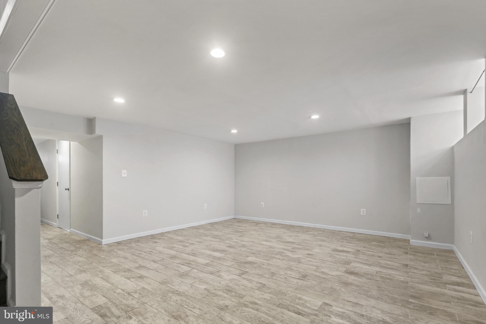 EDNOR GARDENS - LAKESIDE - Residential