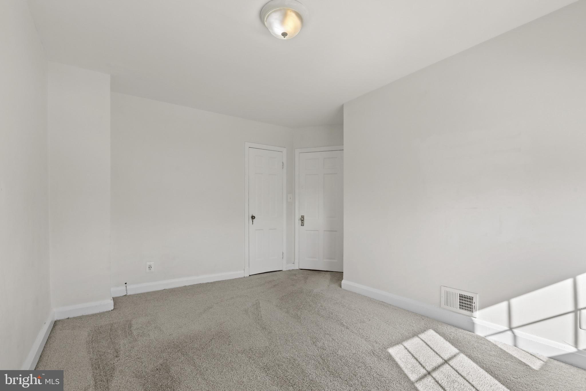 EDNOR GARDENS - LAKESIDE - Residential