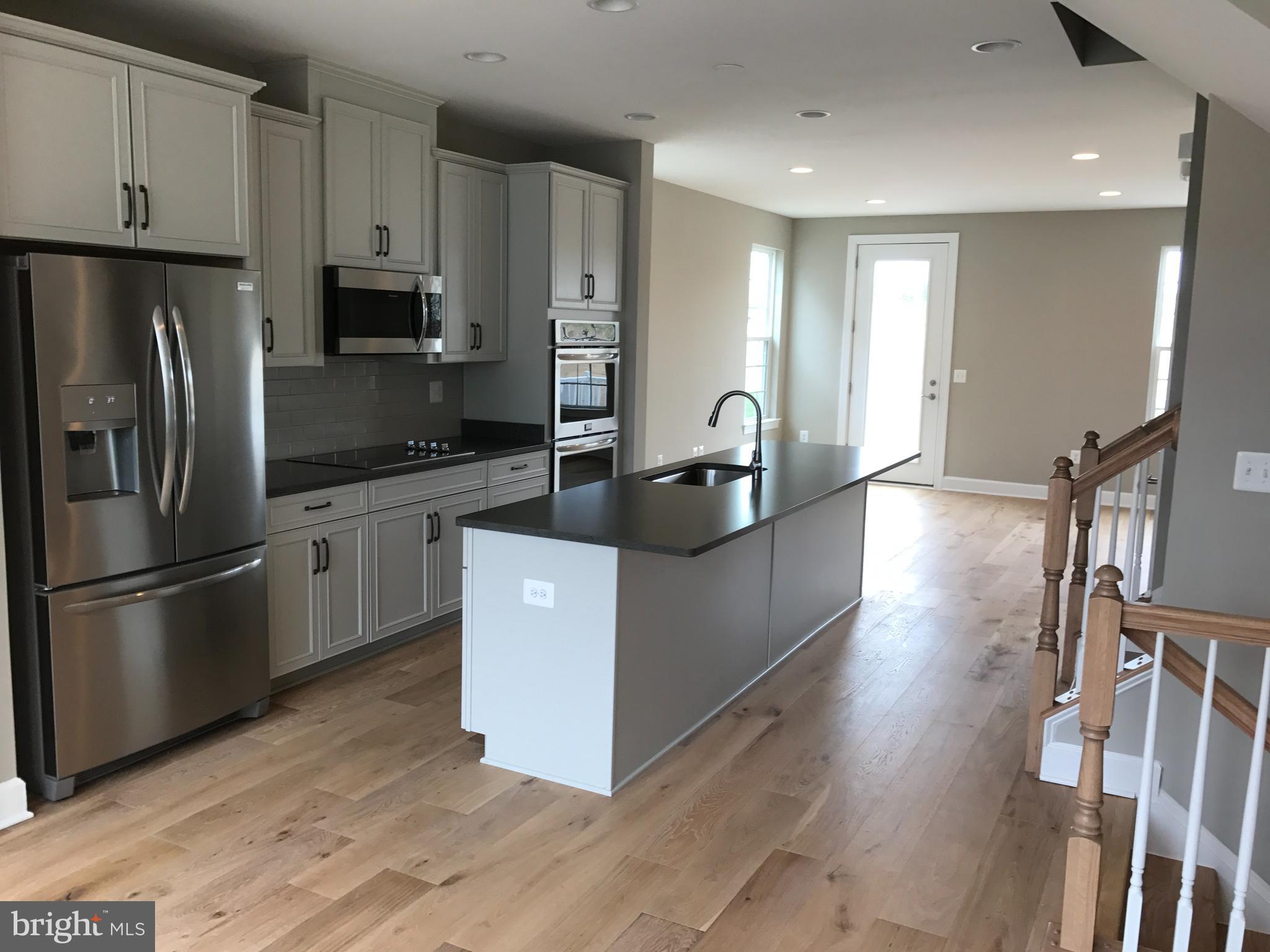 HEATHCOTE COMMONS - Residential Lease