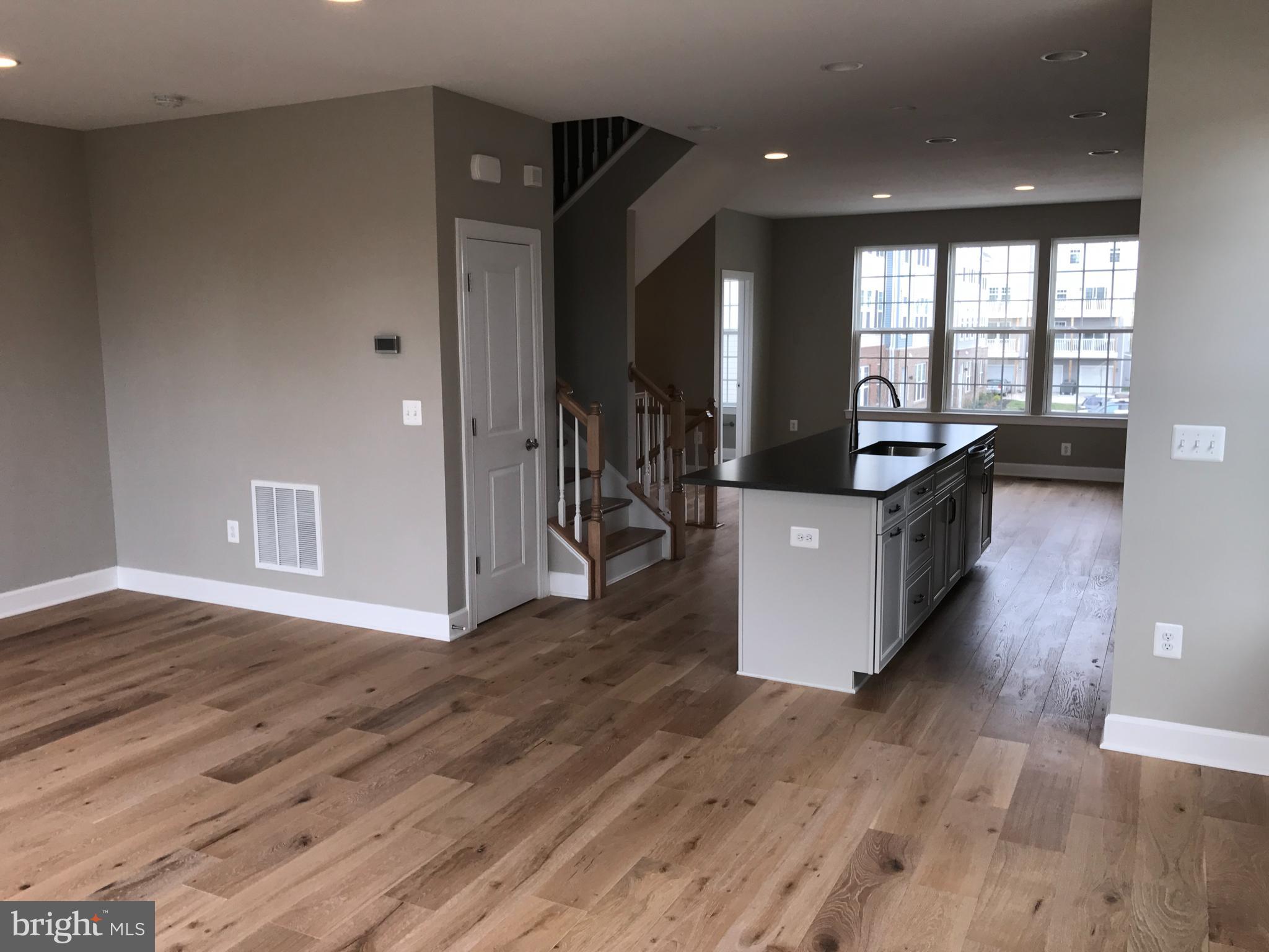 HEATHCOTE COMMONS - Residential Lease