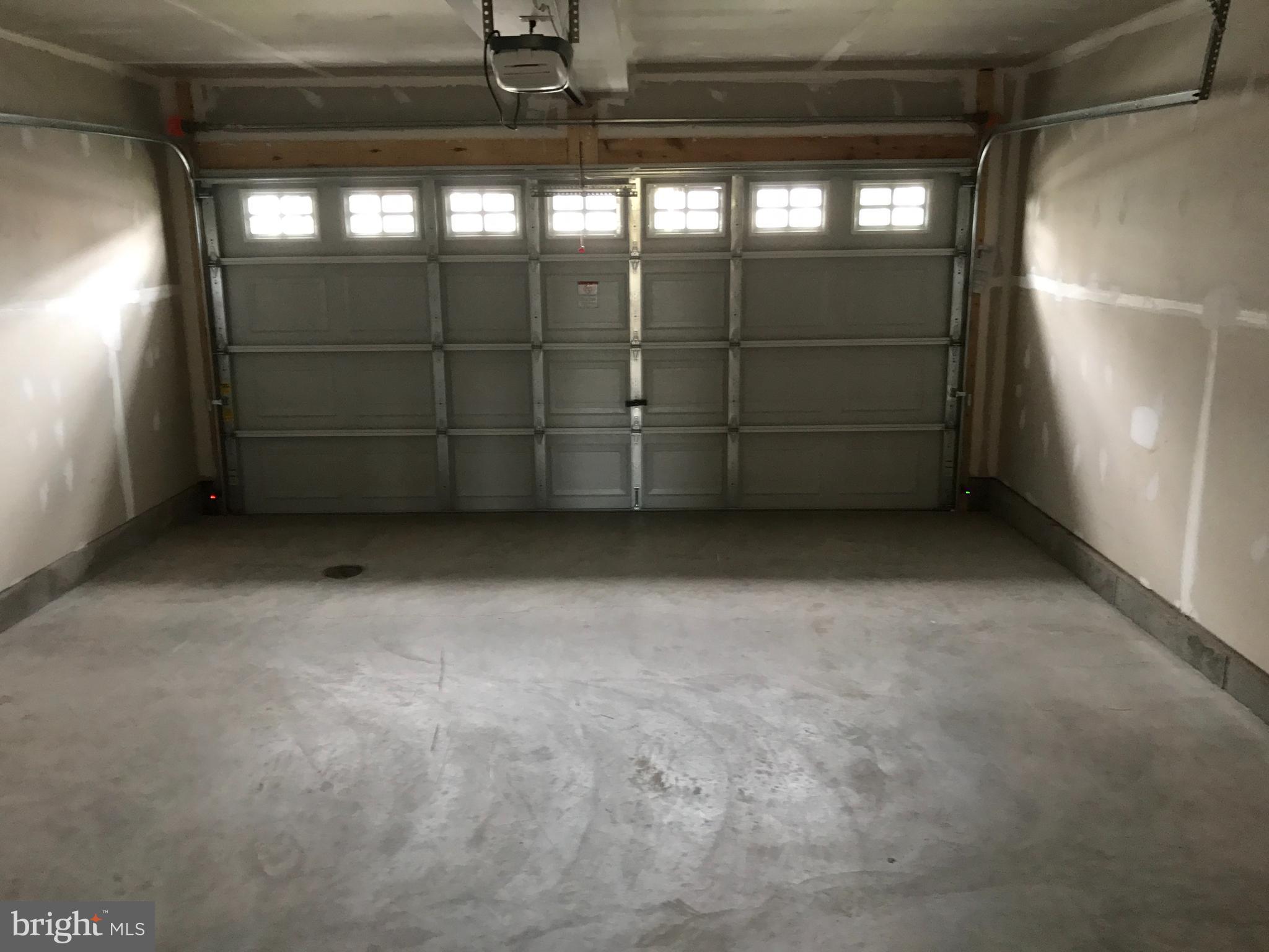 HEATHCOTE COMMONS - Residential Lease