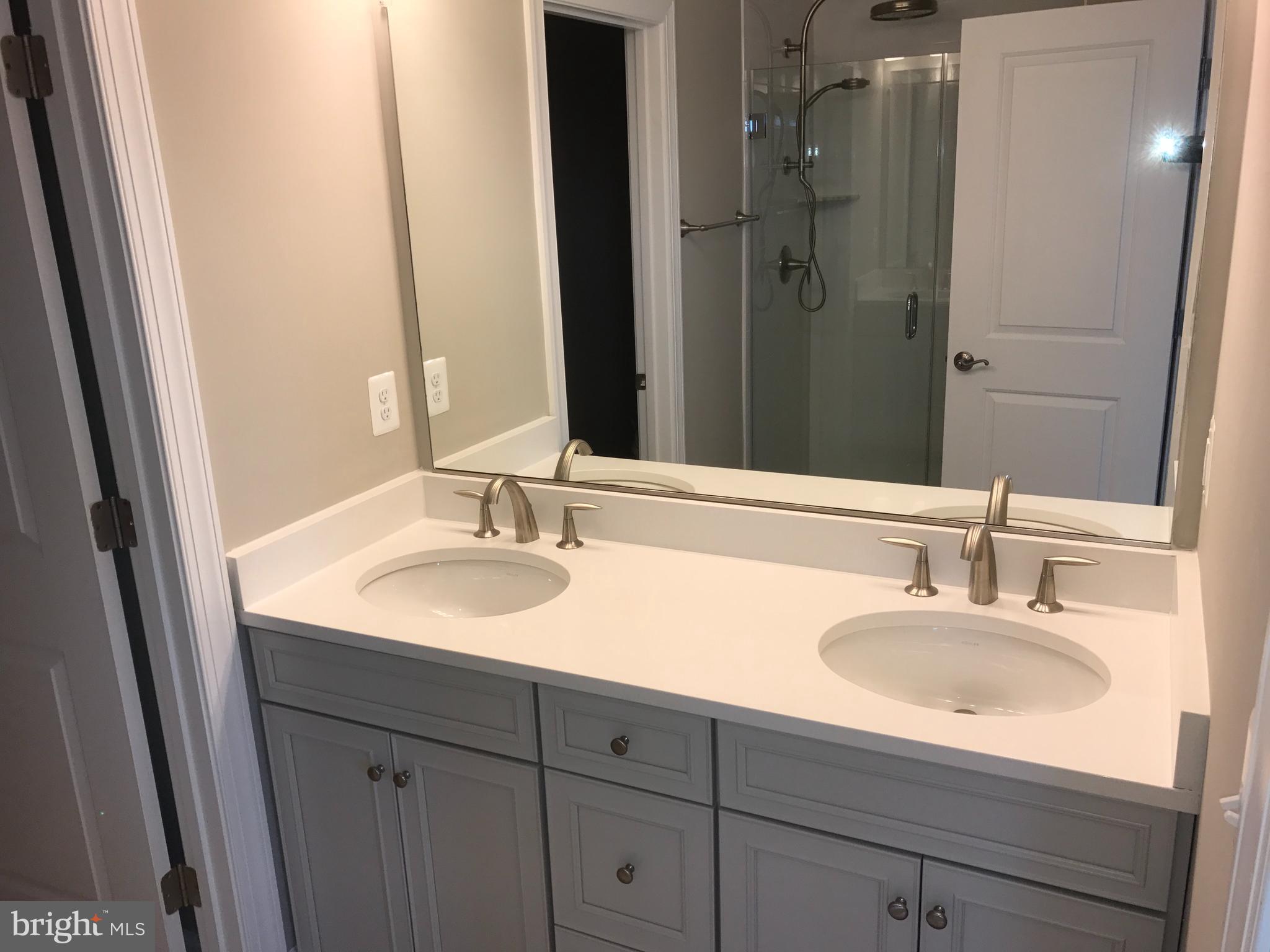 HEATHCOTE COMMONS - Residential Lease