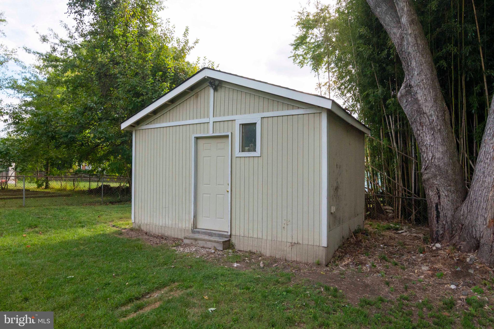 HALCYON OF HERNDON - Residential