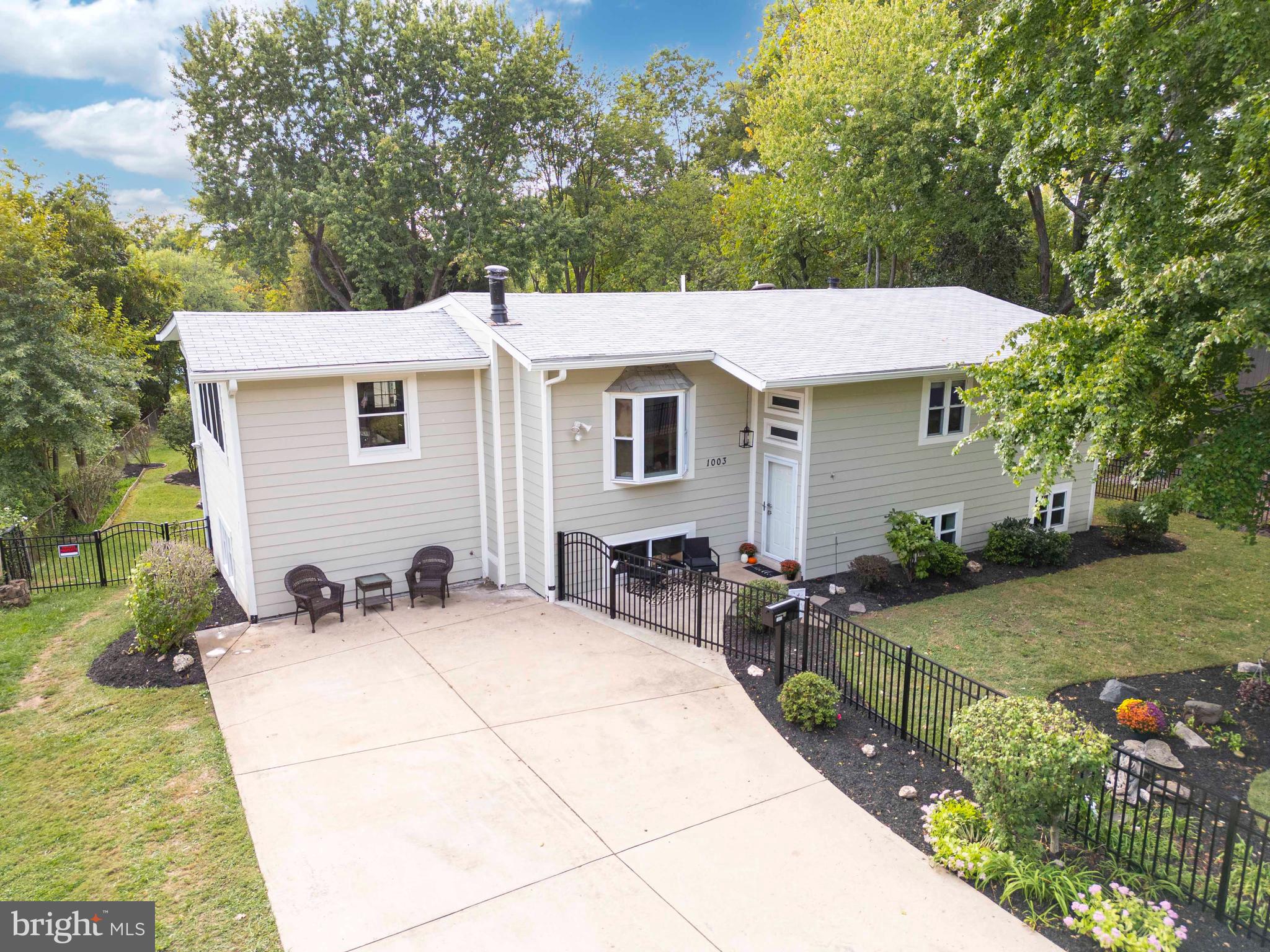 HALCYON OF HERNDON - Residential