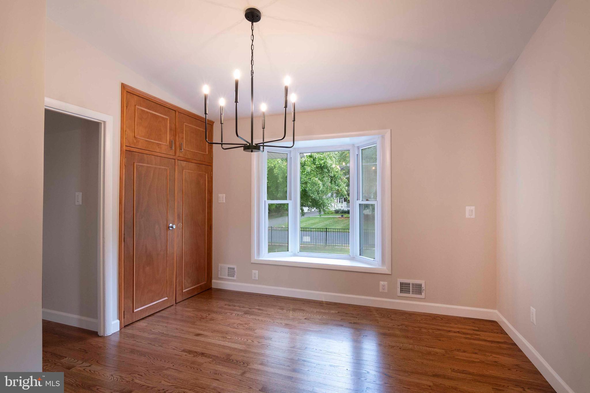 HALCYON OF HERNDON - Residential