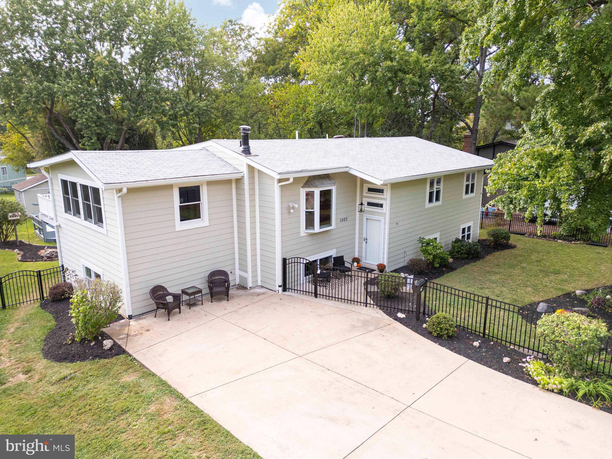 HALCYON OF HERNDON - Residential