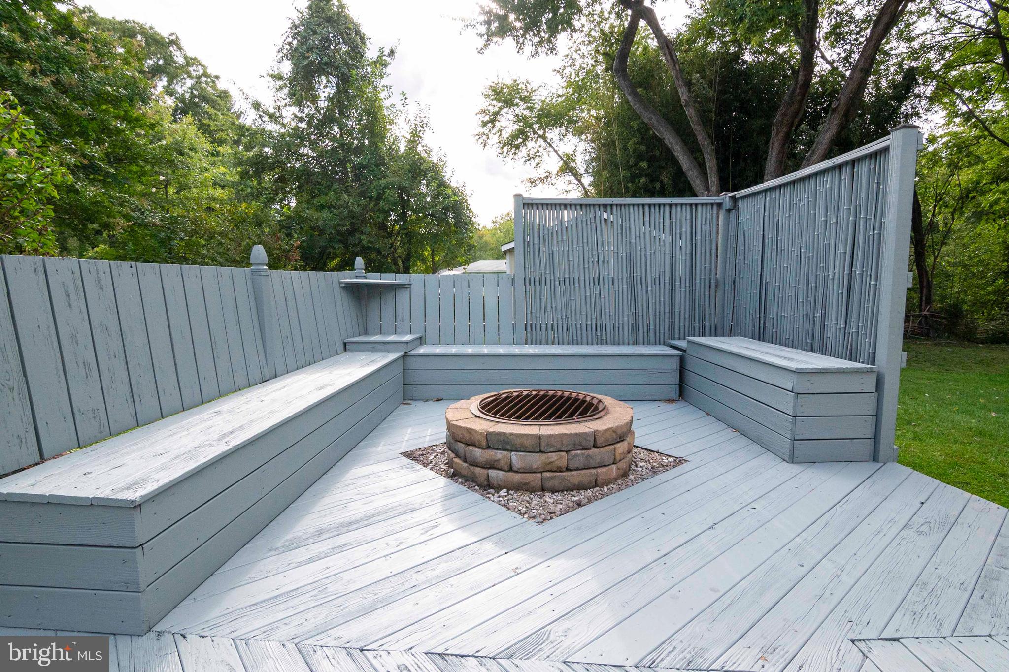 HALCYON OF HERNDON - Residential