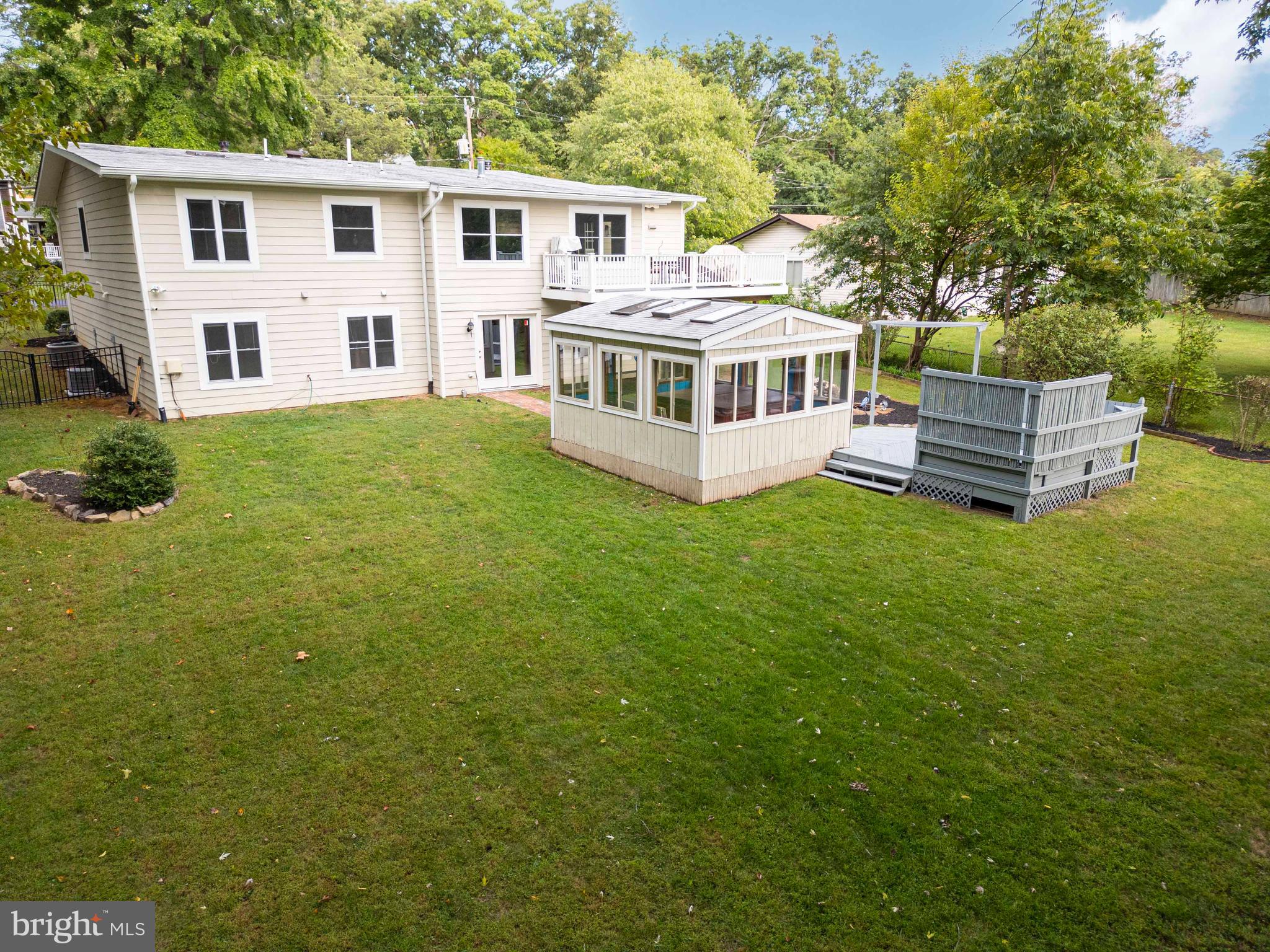 HALCYON OF HERNDON - Residential