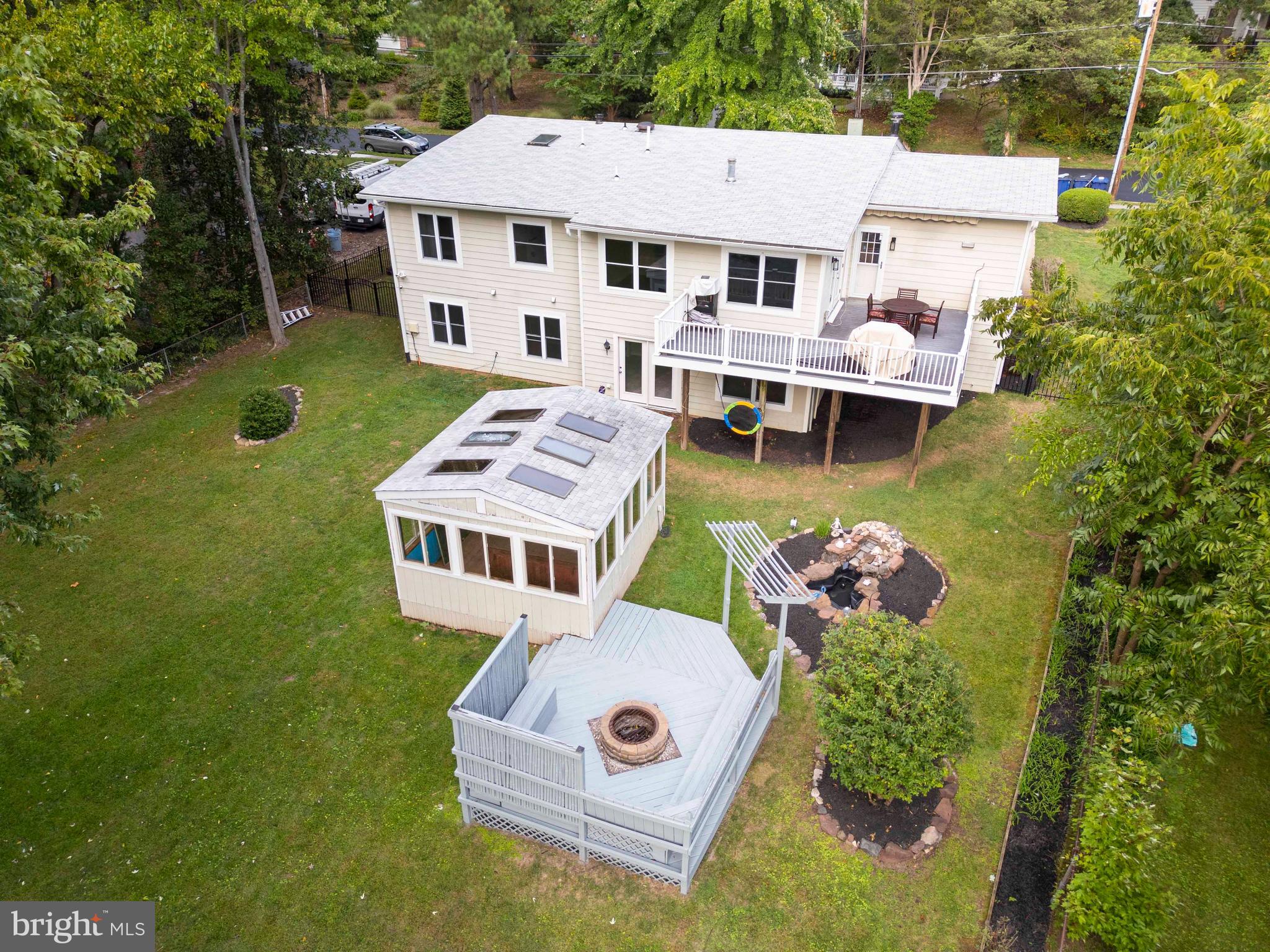 HALCYON OF HERNDON - Residential