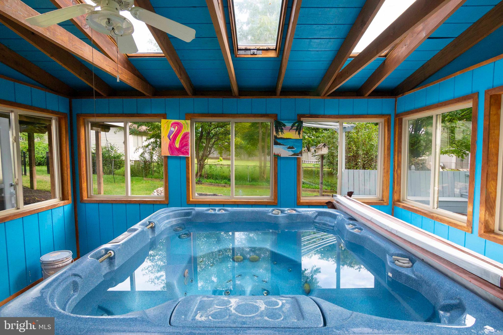 HALCYON OF HERNDON - Residential