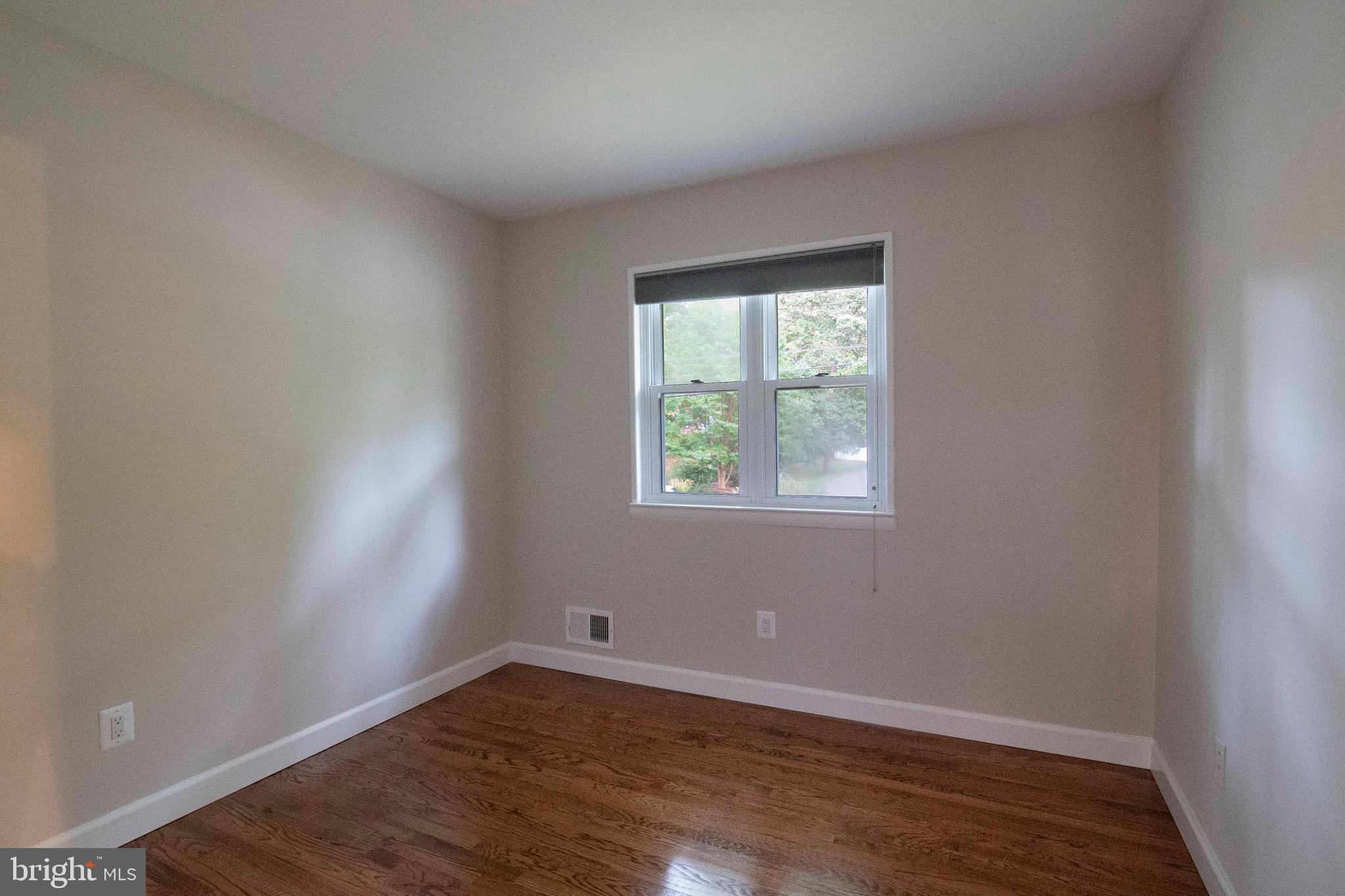 HALCYON OF HERNDON - Residential