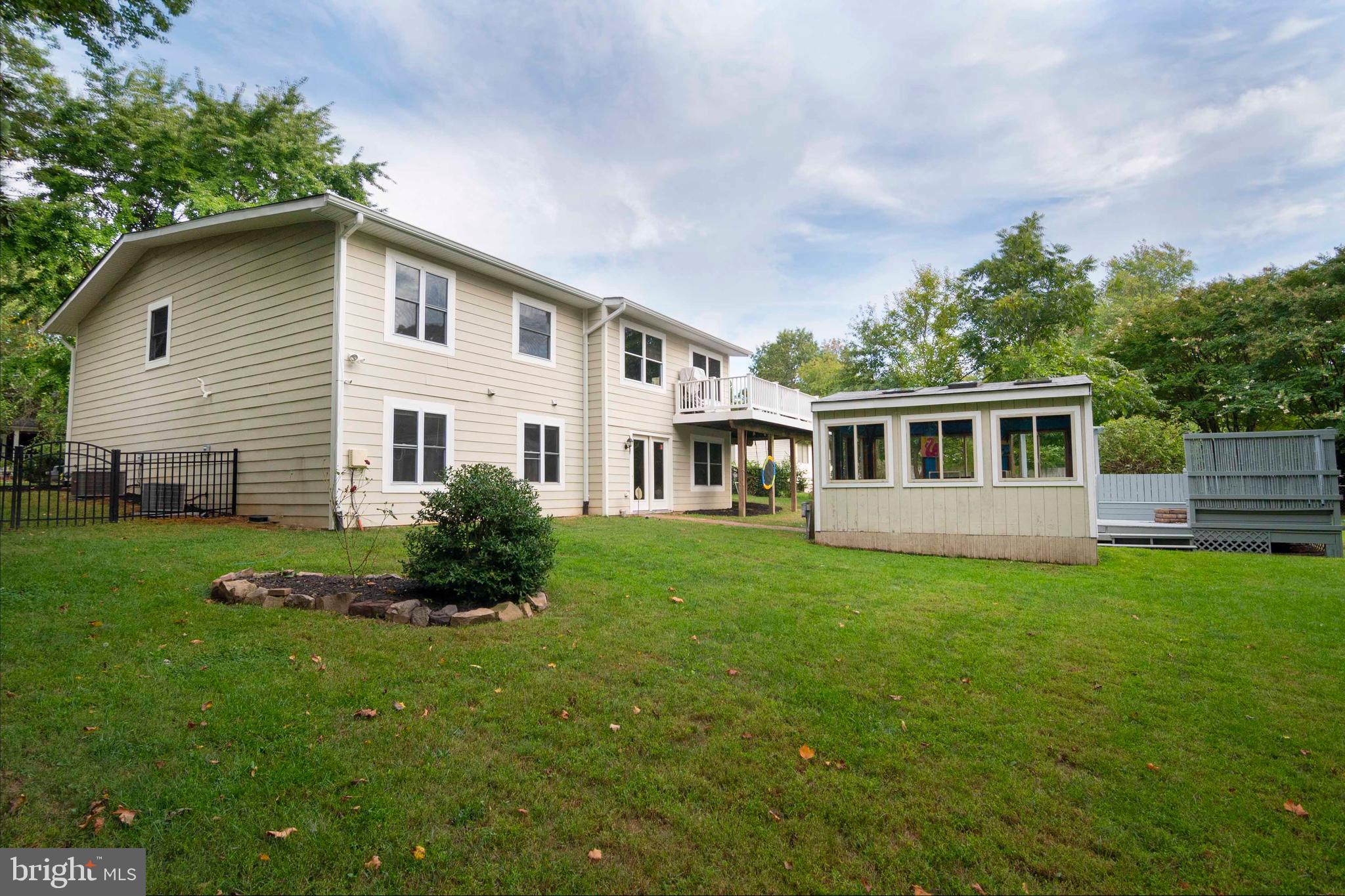 HALCYON OF HERNDON - Residential