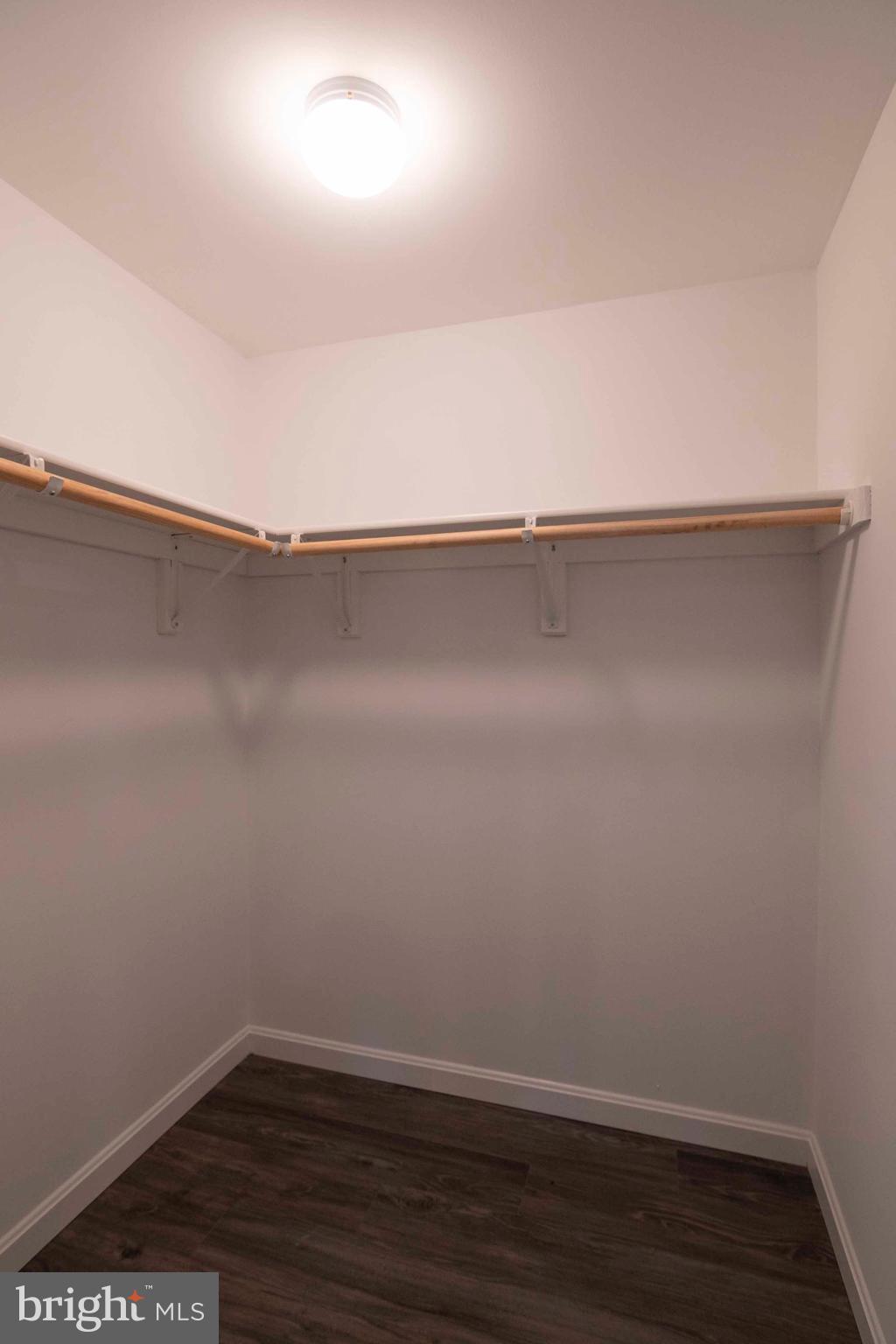 HALCYON OF HERNDON - Residential