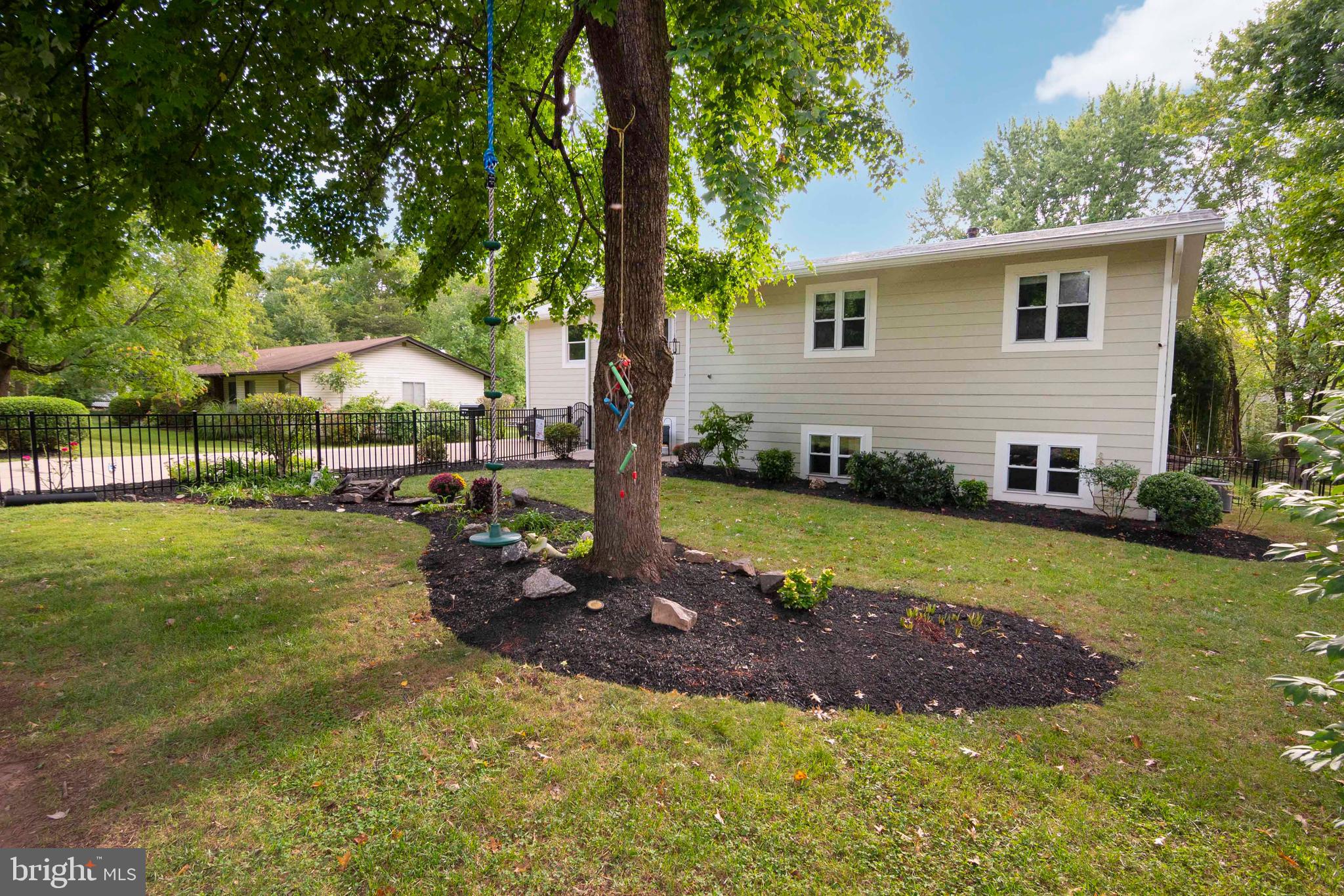 HALCYON OF HERNDON - Residential