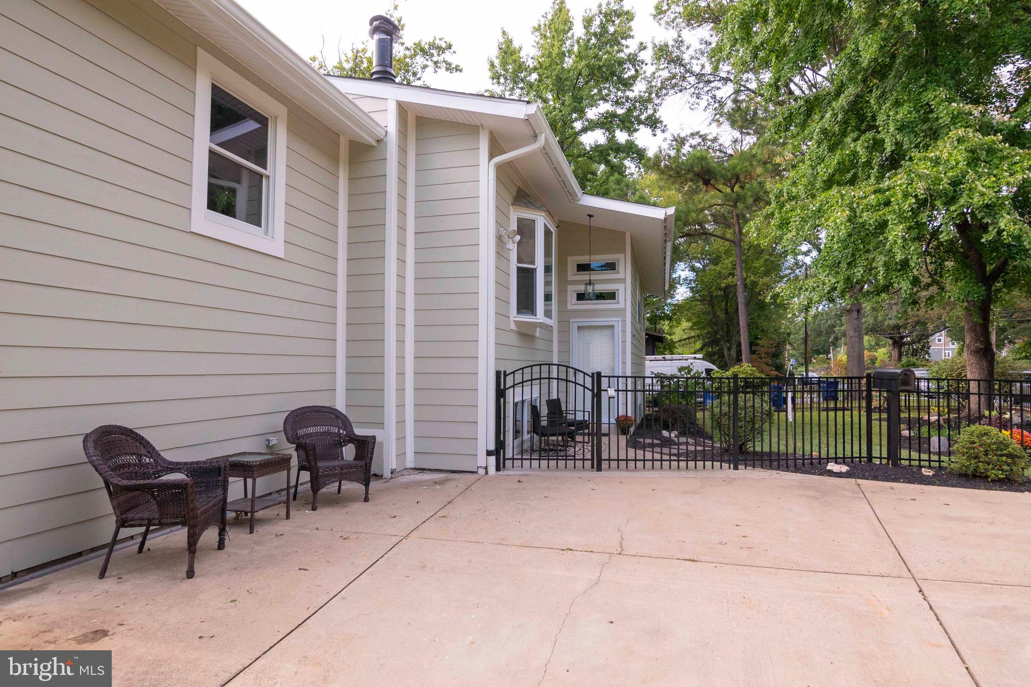 HALCYON OF HERNDON - Residential