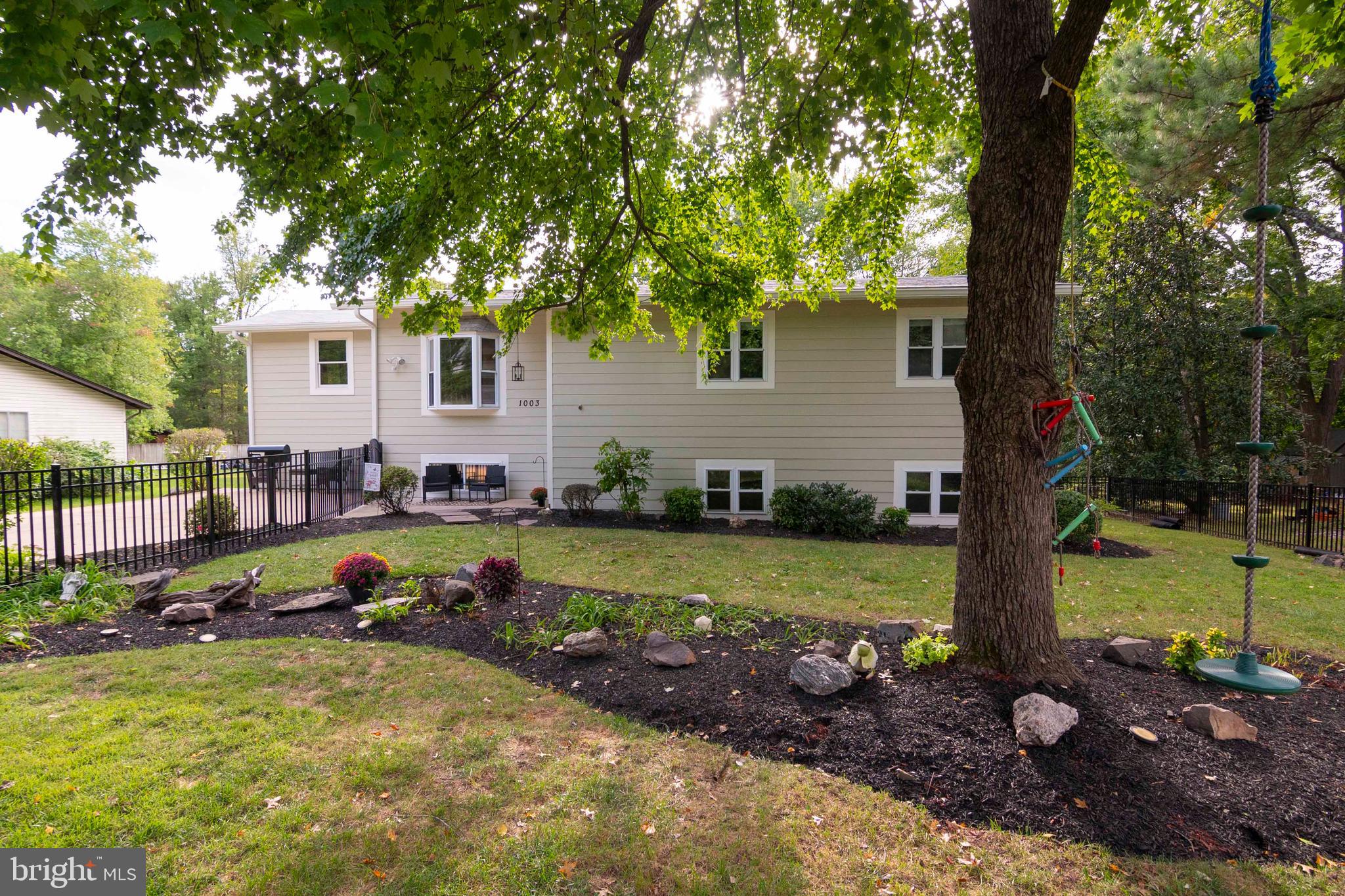 HALCYON OF HERNDON - Residential