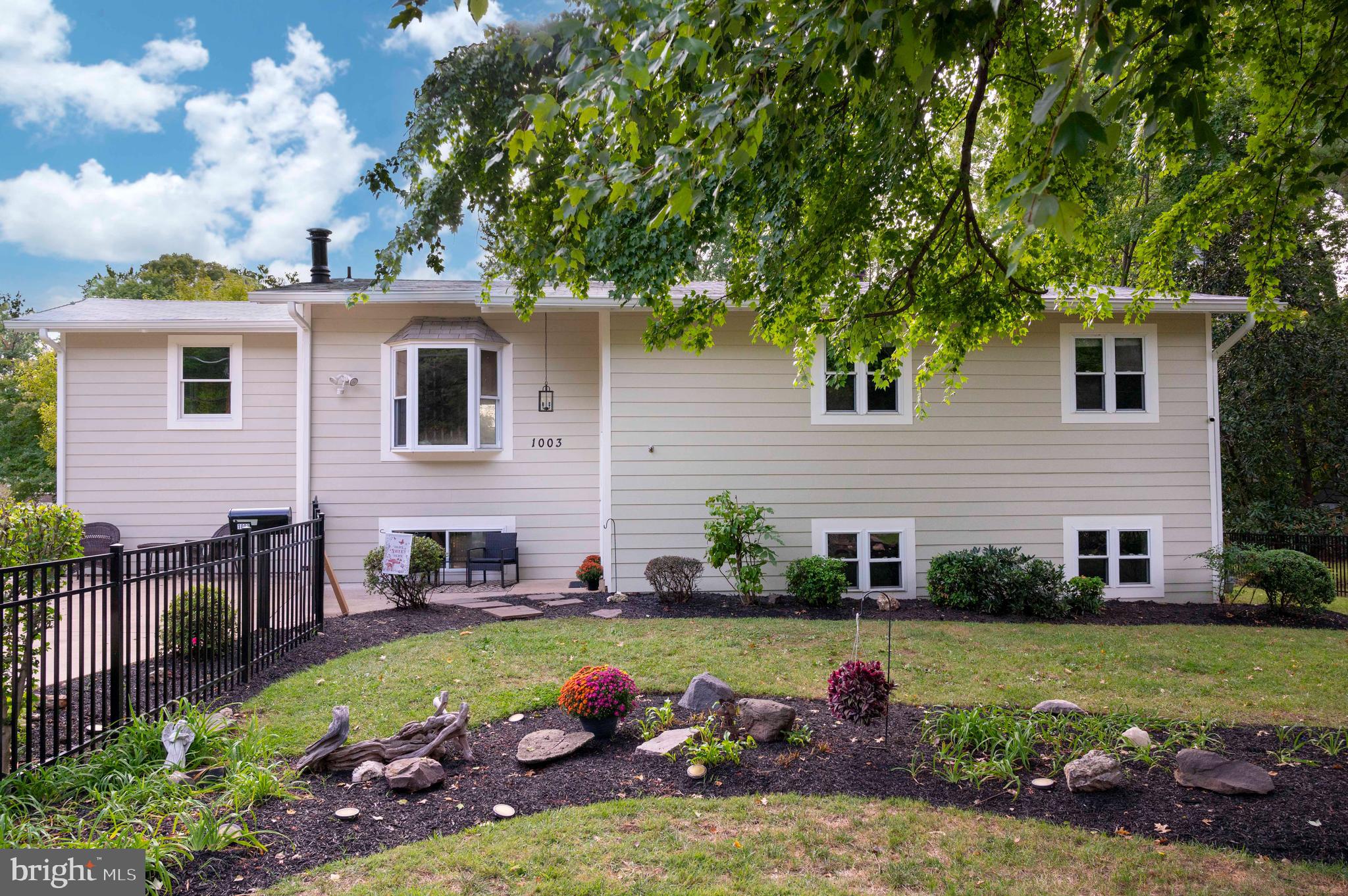 HALCYON OF HERNDON - Residential