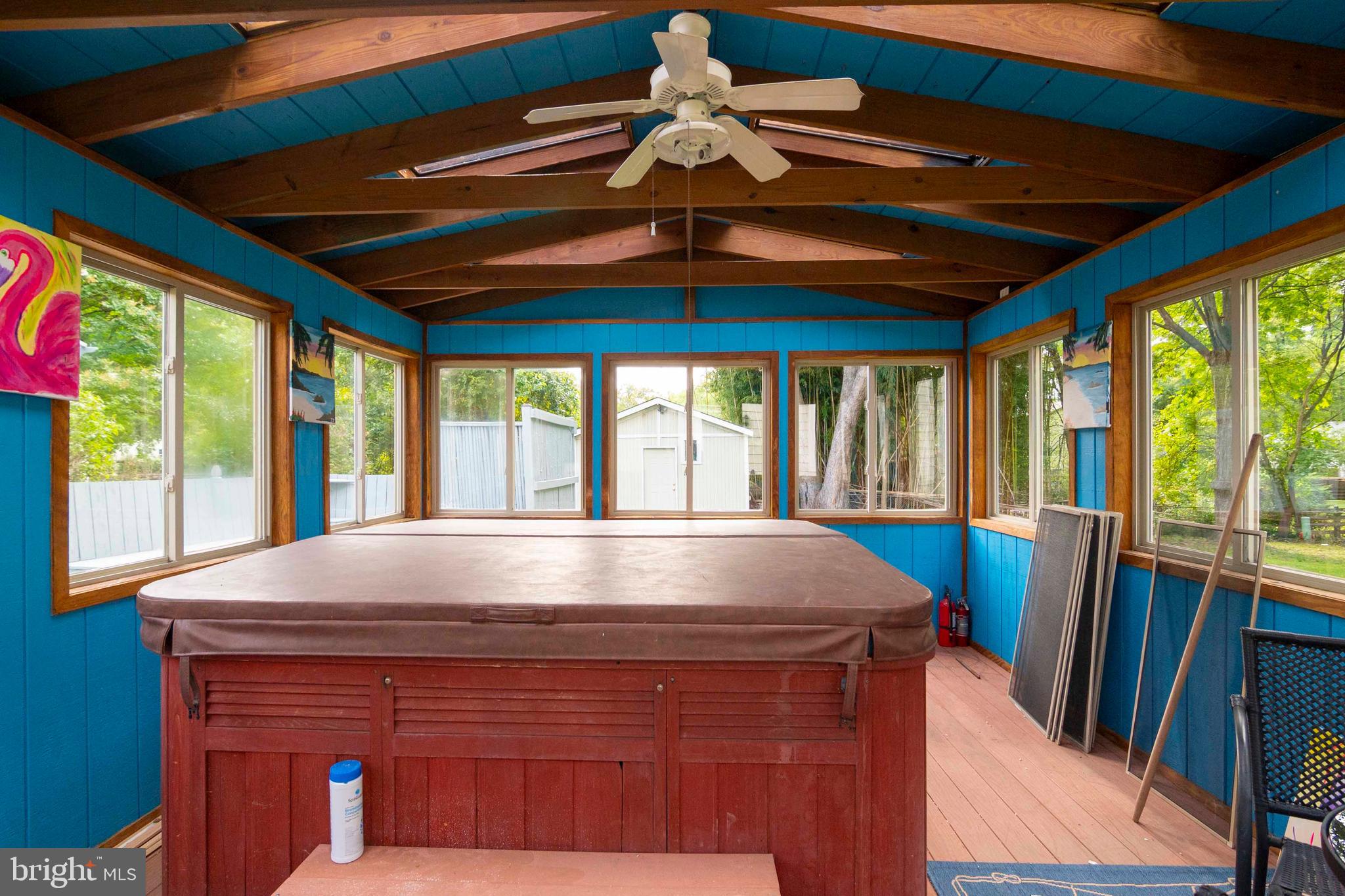 HALCYON OF HERNDON - Residential