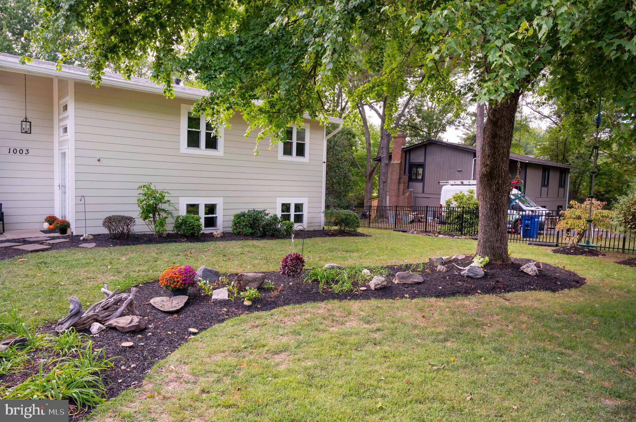 HALCYON OF HERNDON - Residential