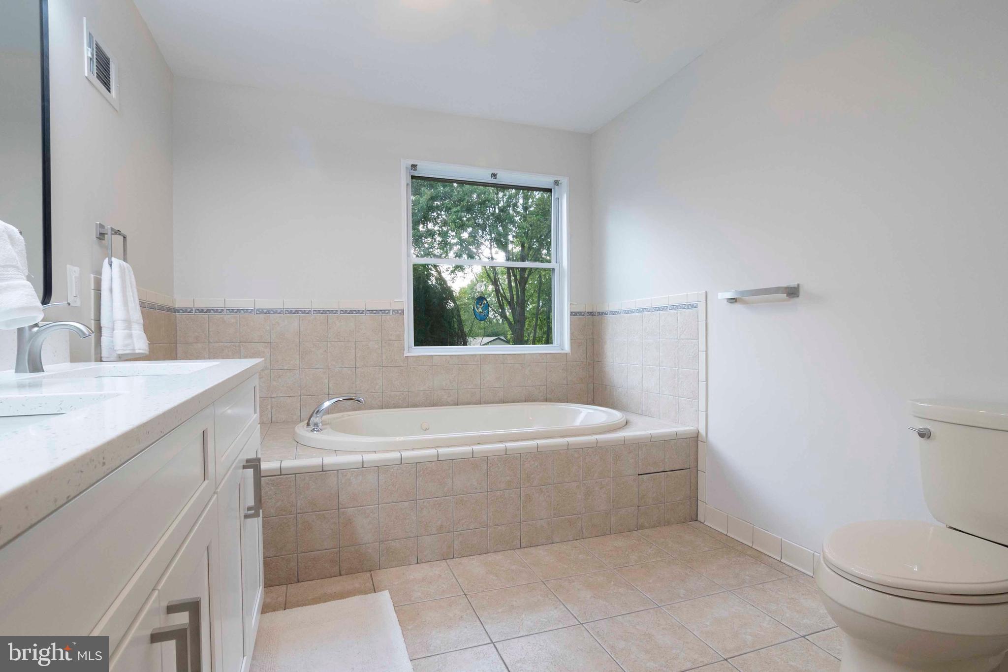 HALCYON OF HERNDON - Residential