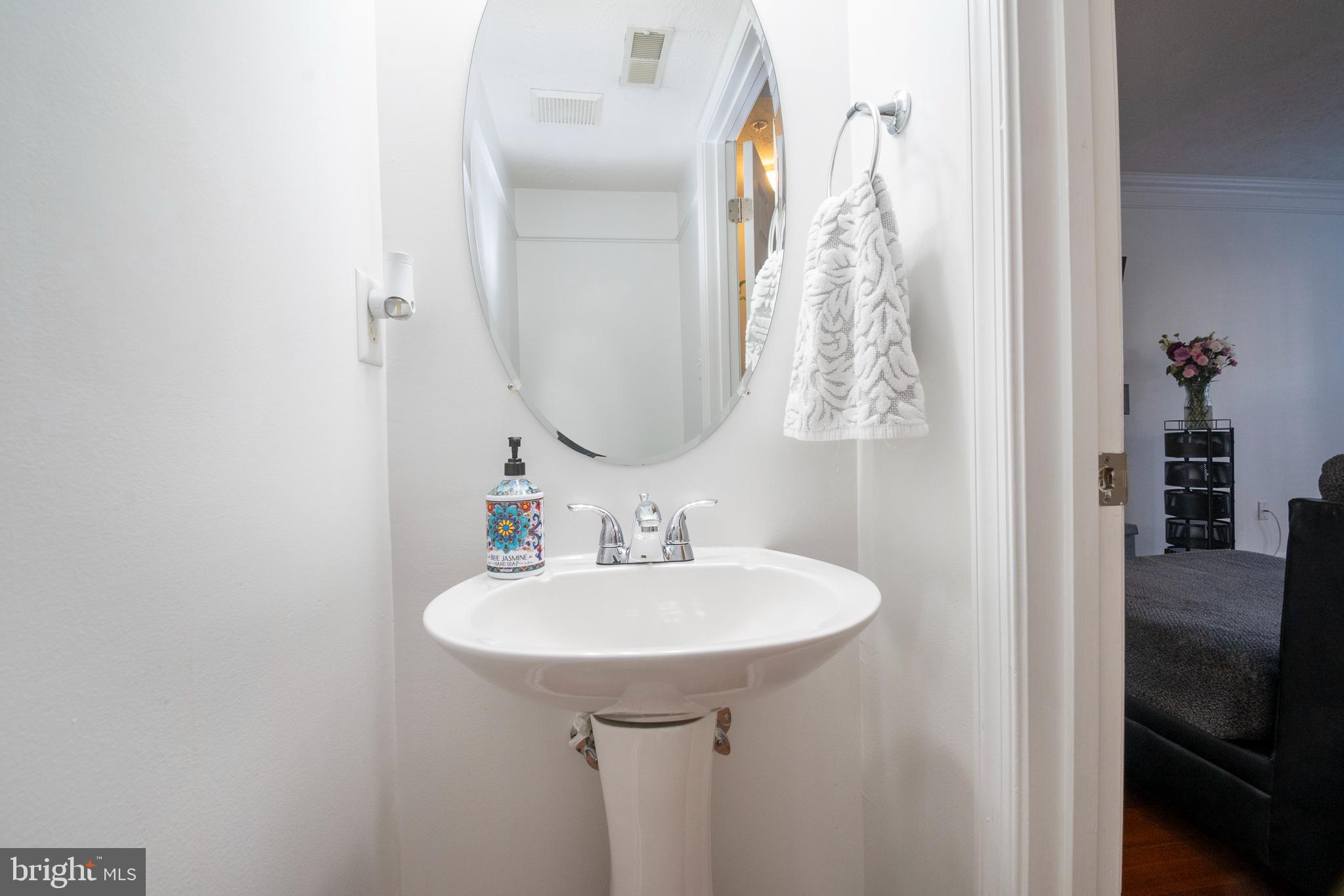 RUSSETT - Residential