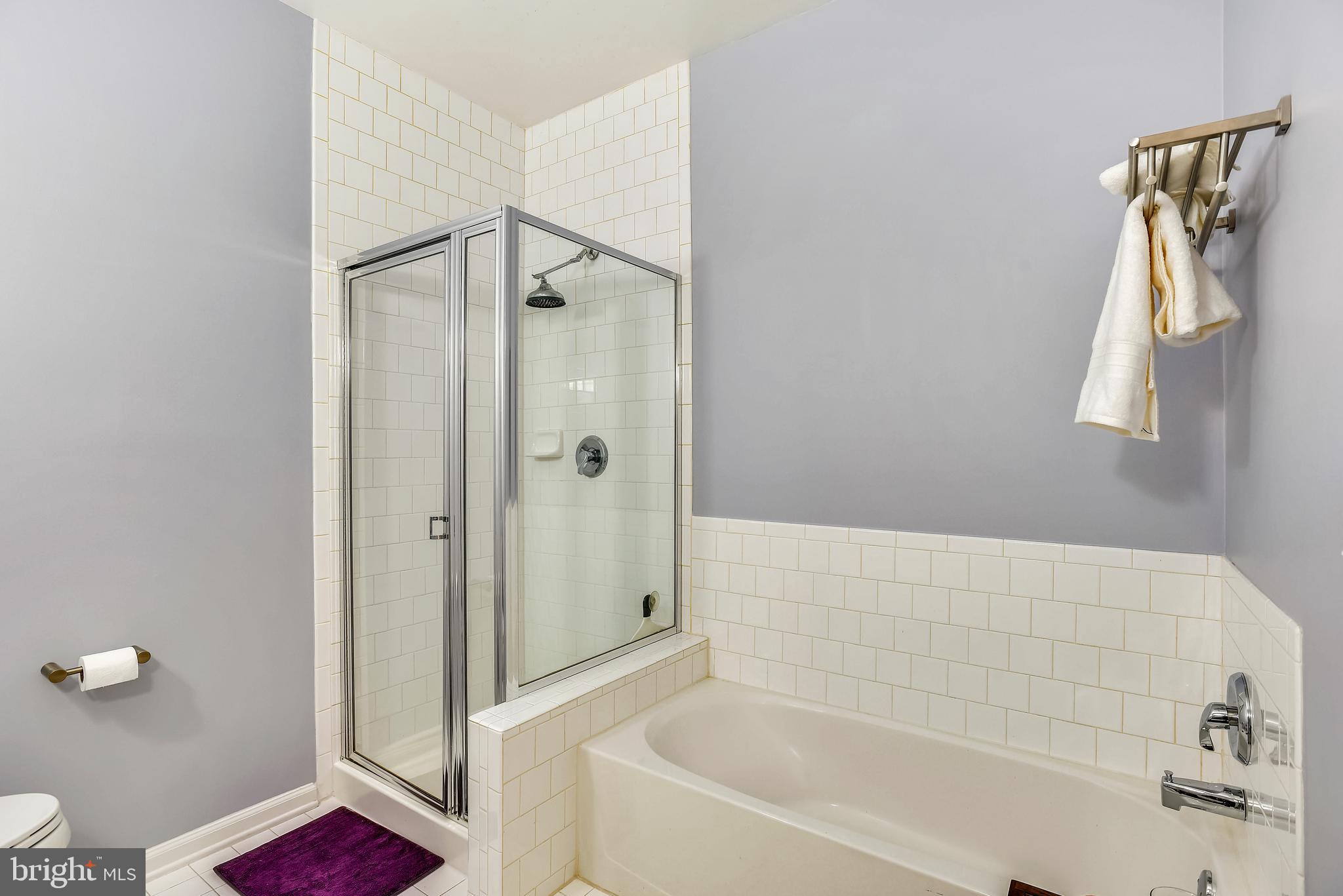 OVERLOOK CONDOMINIUM - Residential