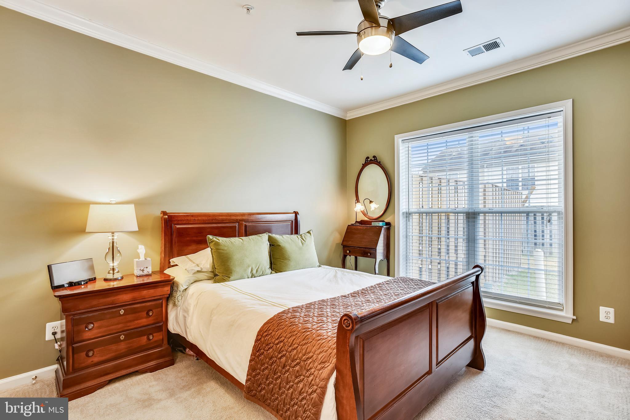 OVERLOOK CONDOMINIUM - Residential