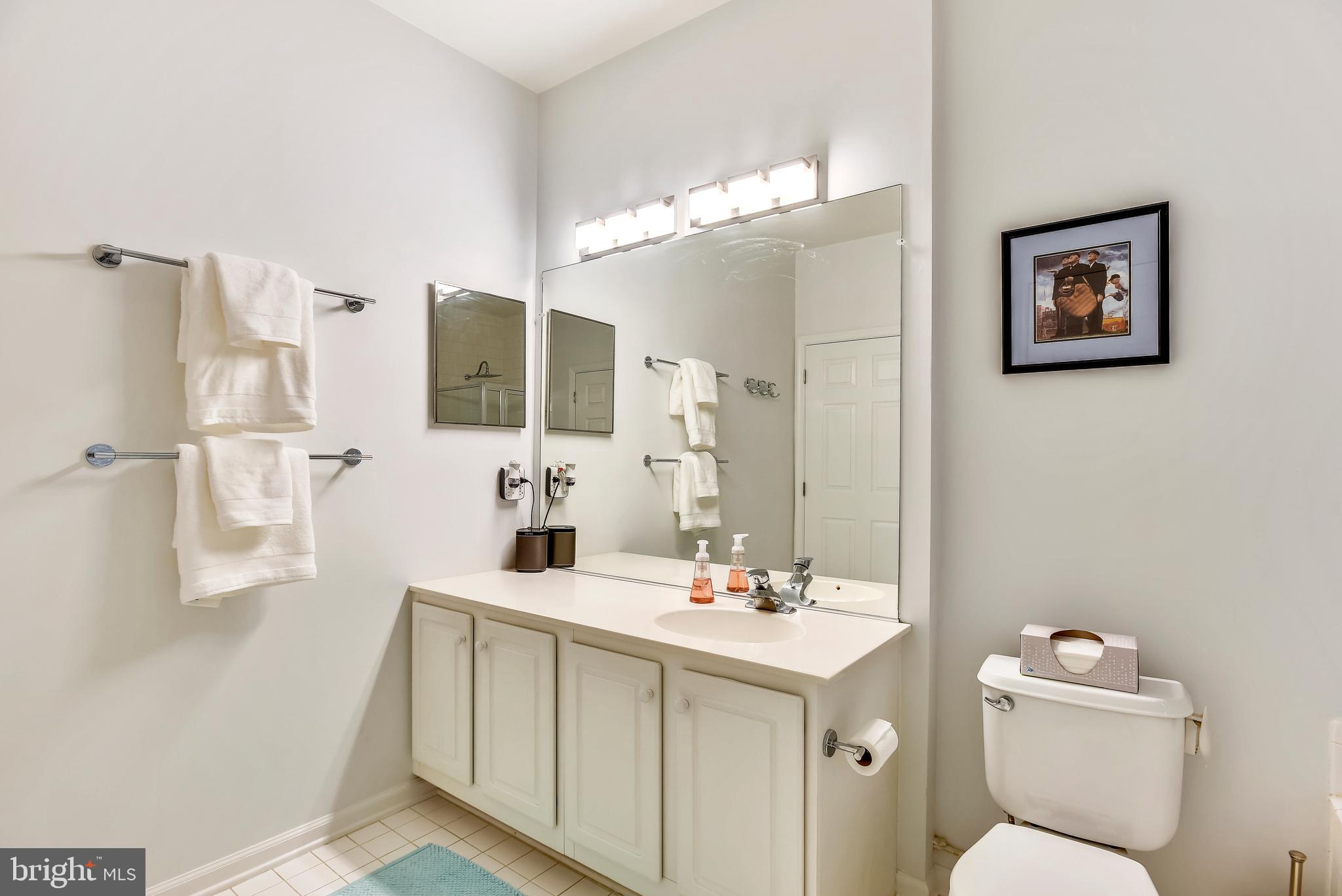 OVERLOOK CONDOMINIUM - Residential