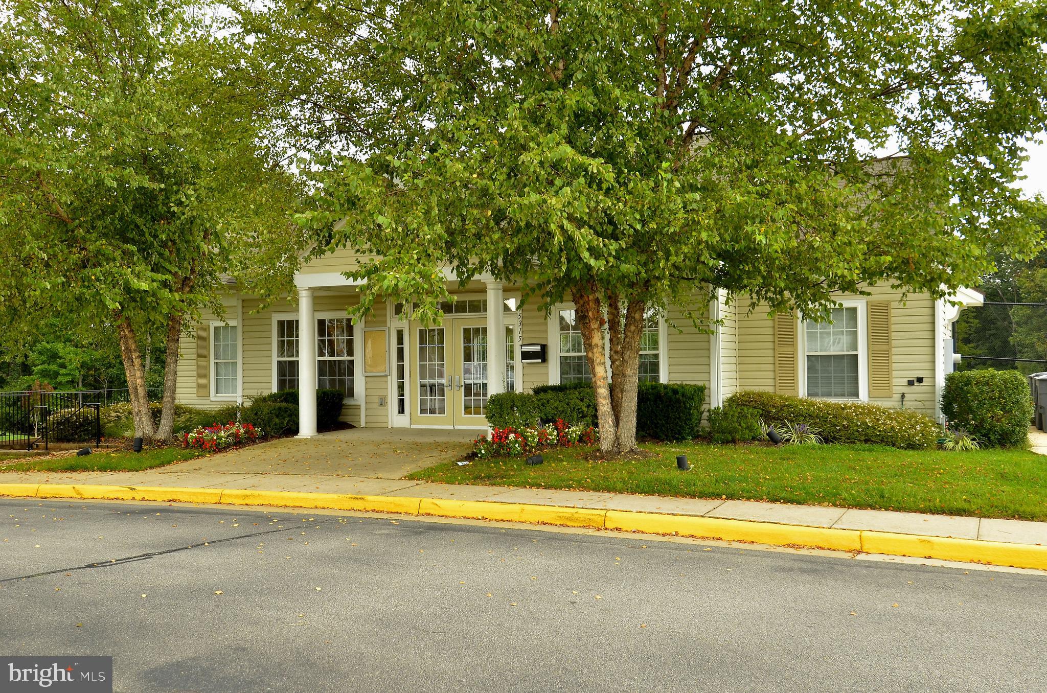 OVERLOOK CONDOMINIUM - Residential