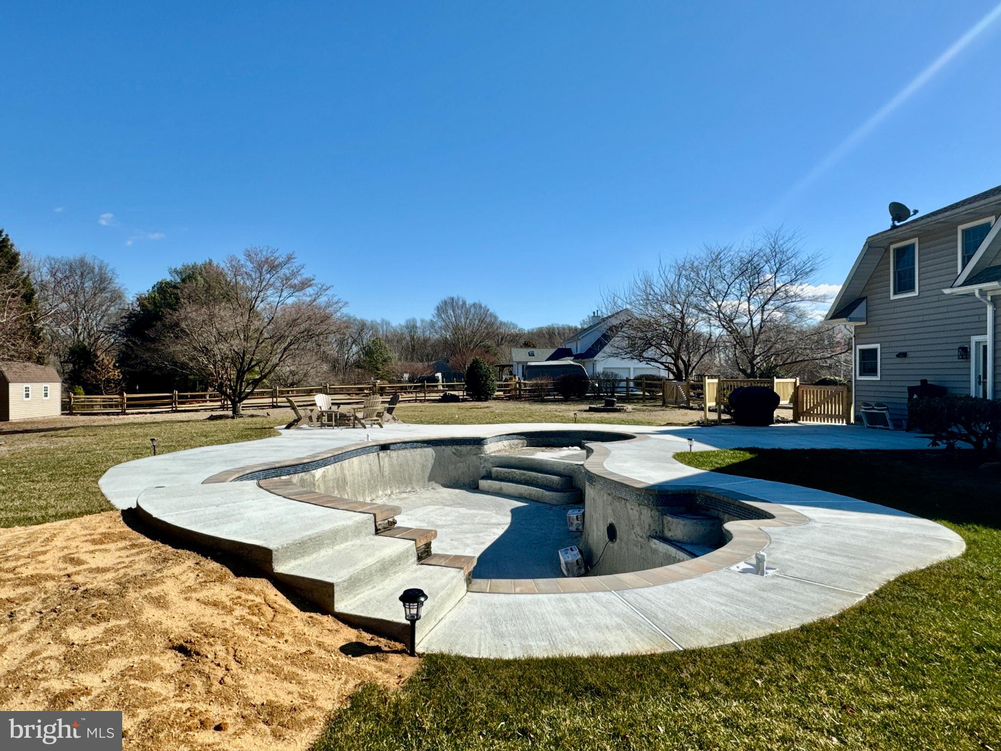 KENTFIELD - Residential