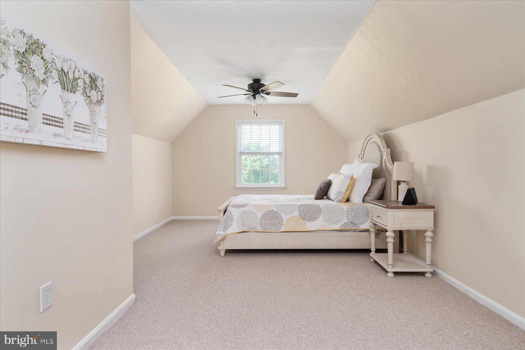 KENTFIELD - Residential