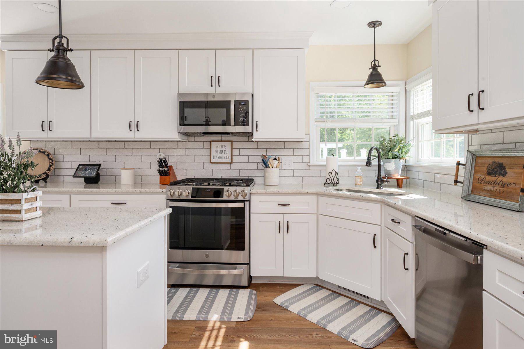 KENTFIELD - Residential