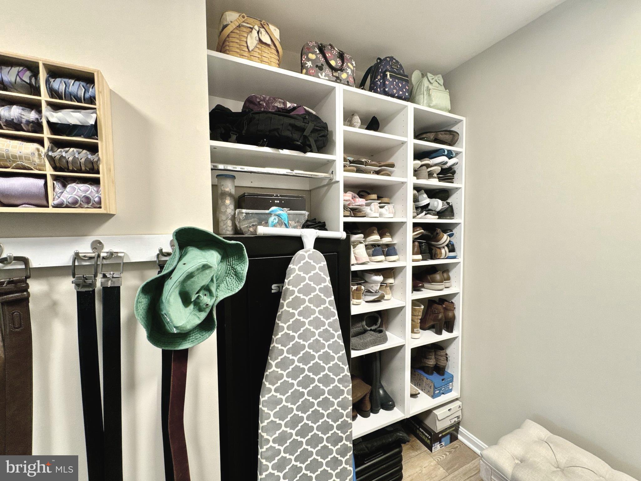 KENTFIELD - Residential