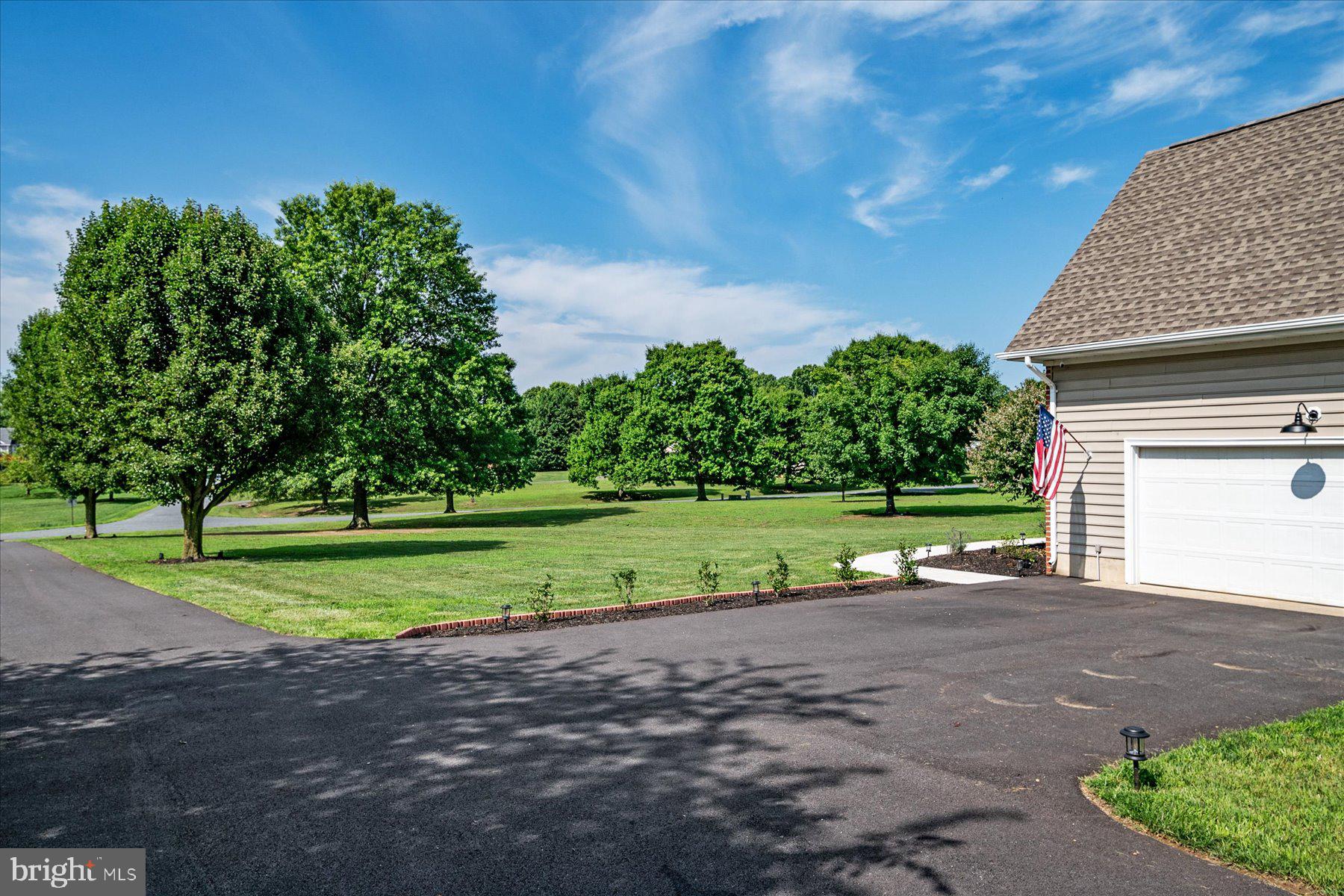 KENTFIELD - Residential