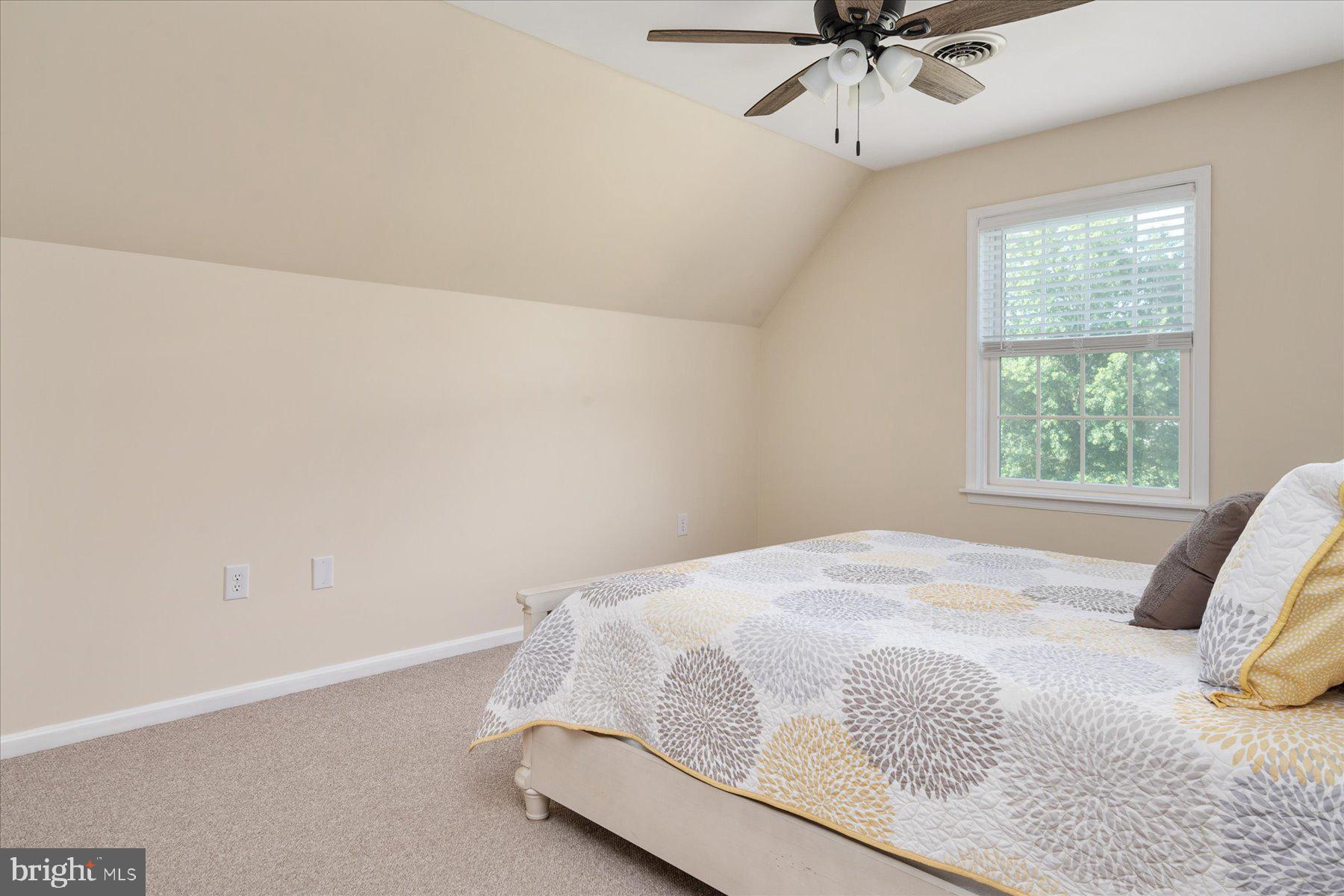 KENTFIELD - Residential