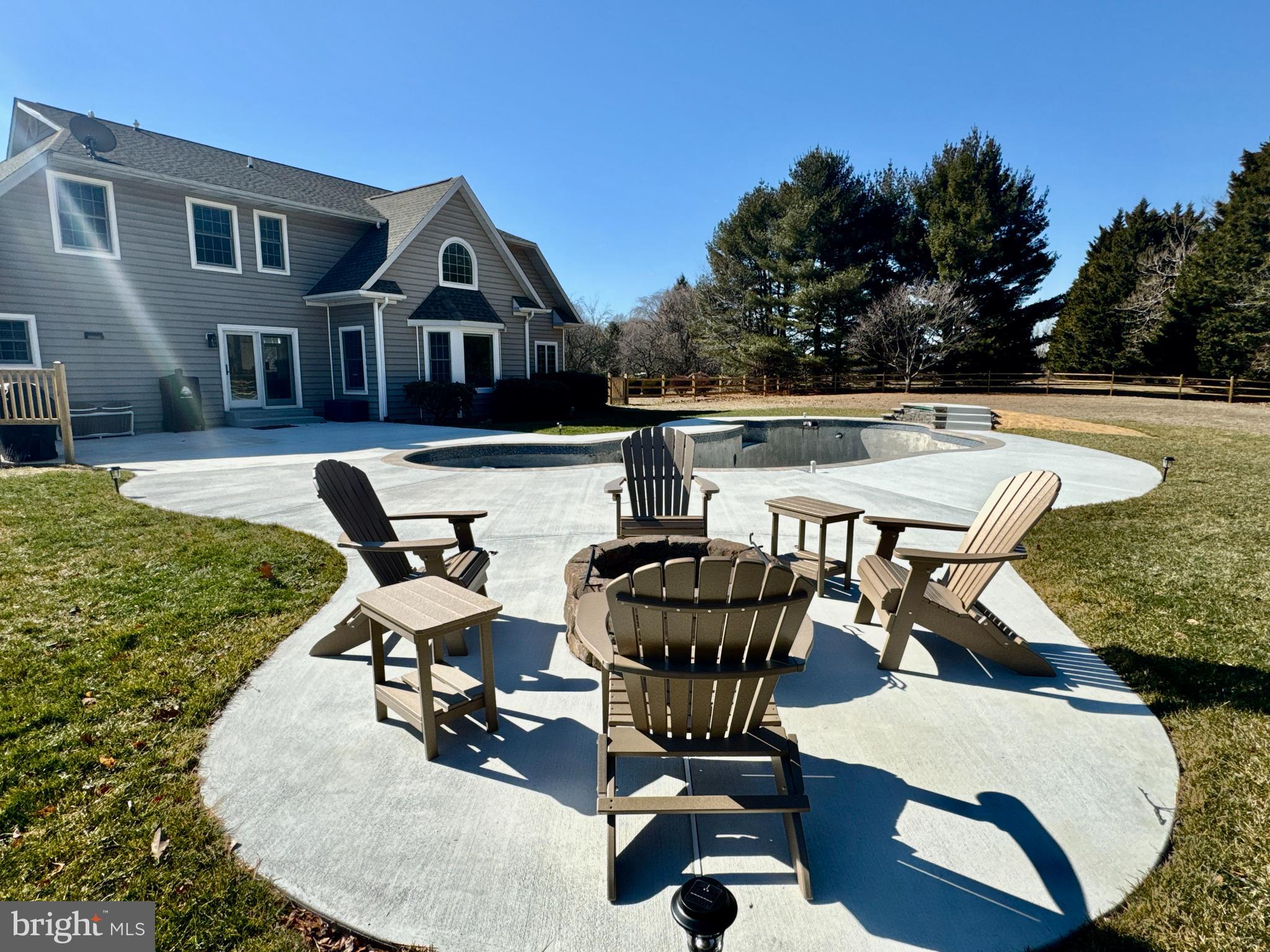 KENTFIELD - Residential