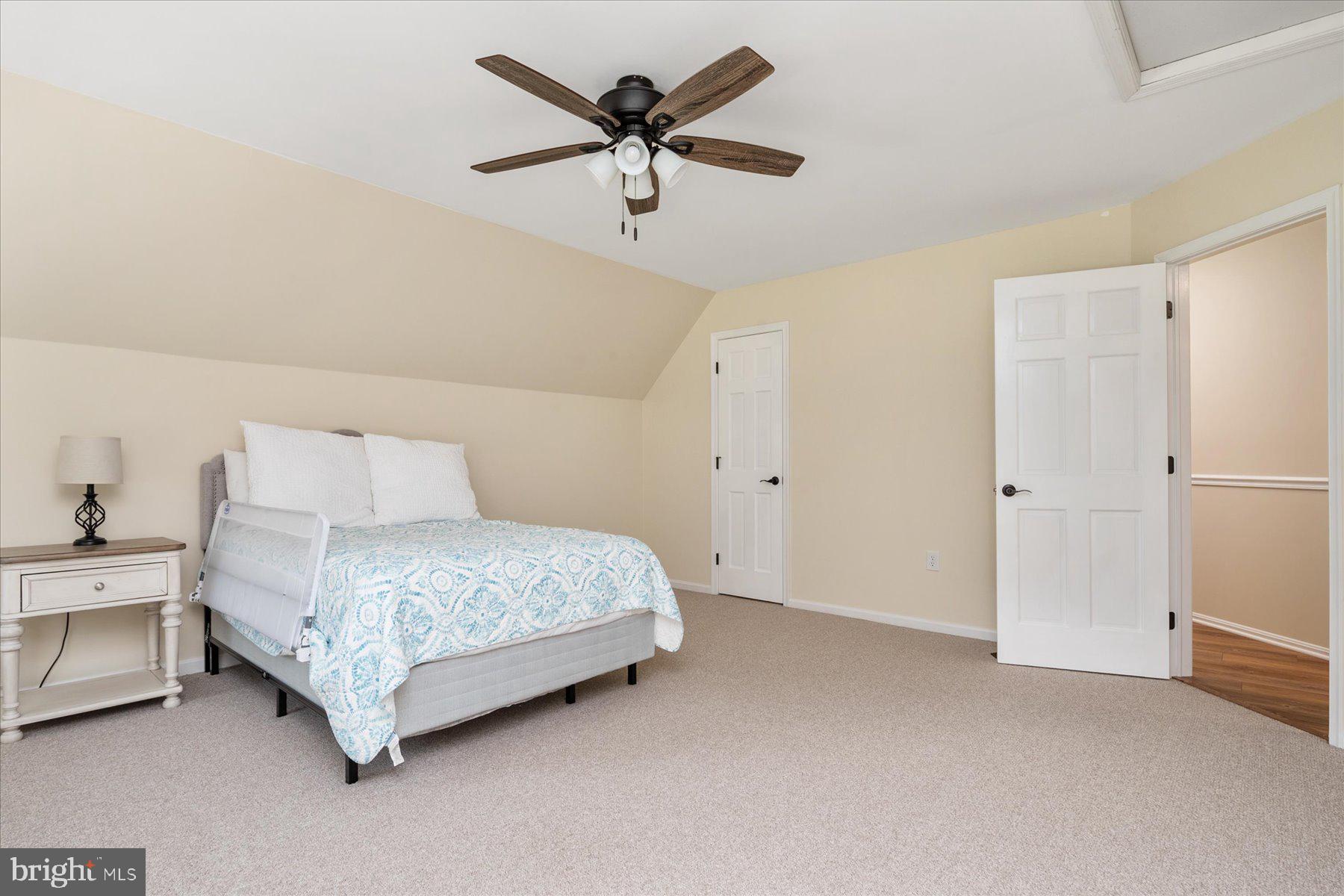 KENTFIELD - Residential