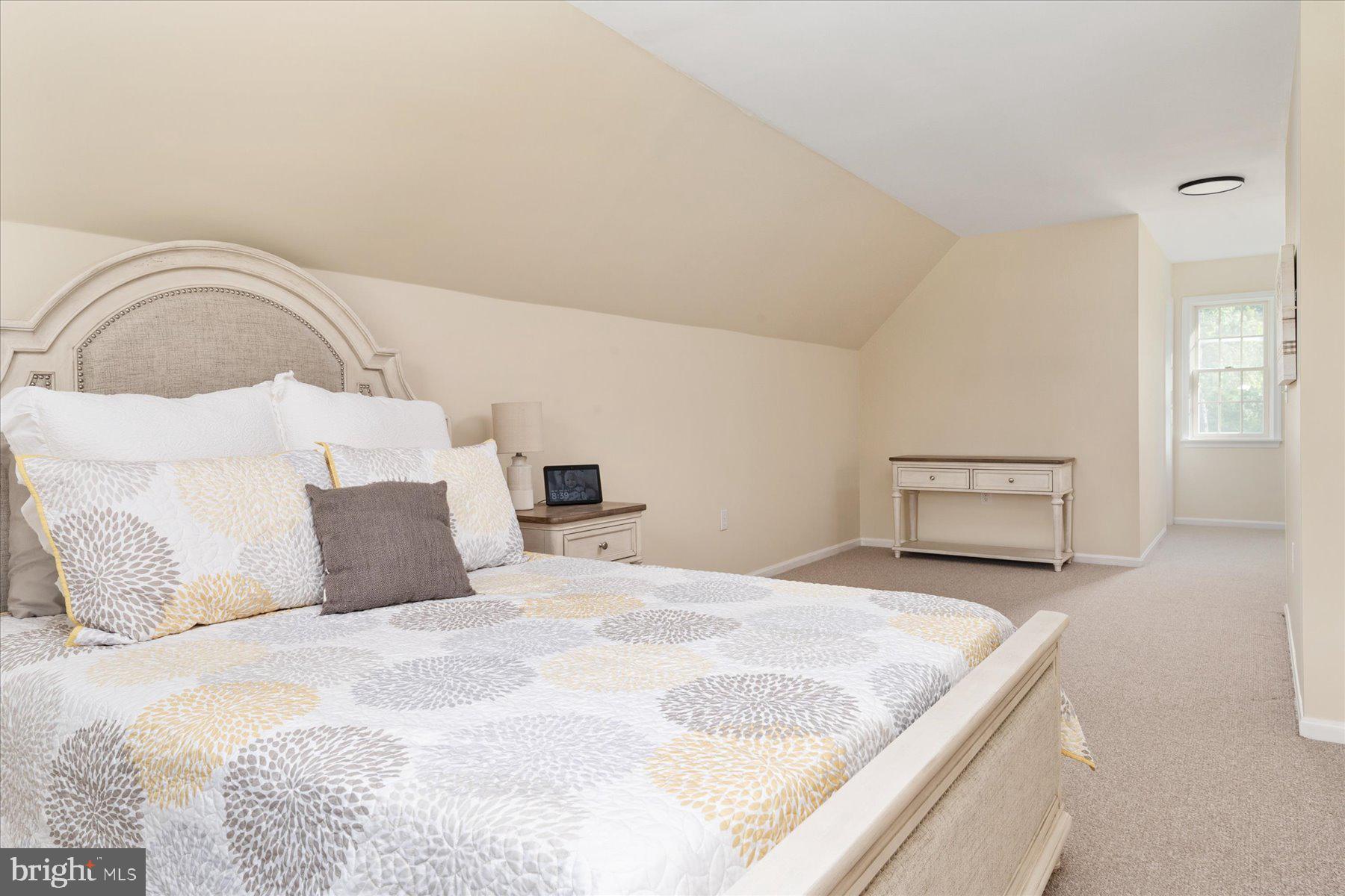 KENTFIELD - Residential