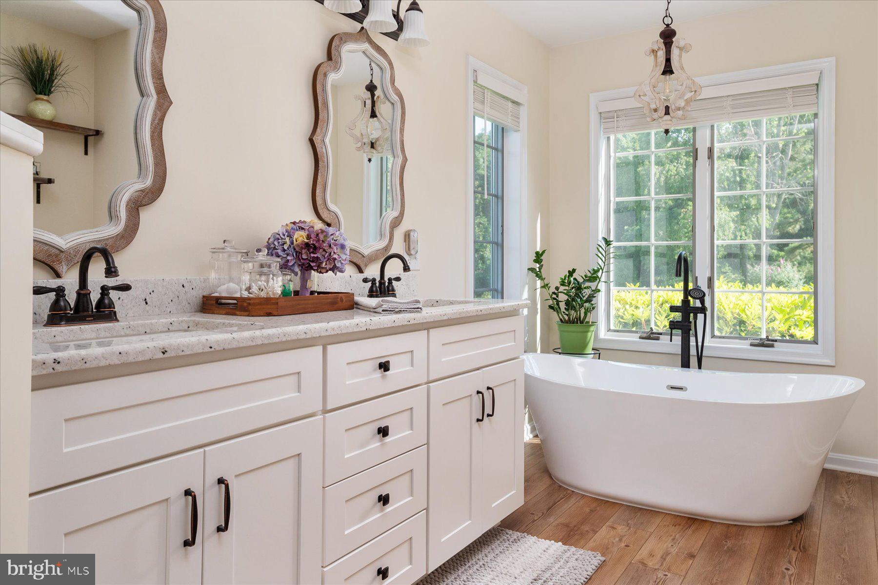 KENTFIELD - Residential