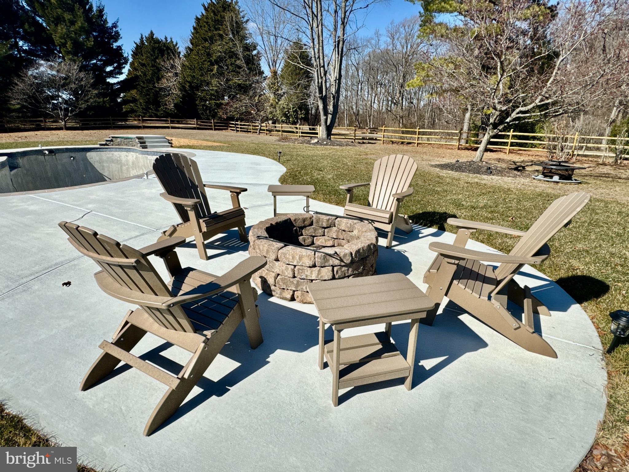 KENTFIELD - Residential