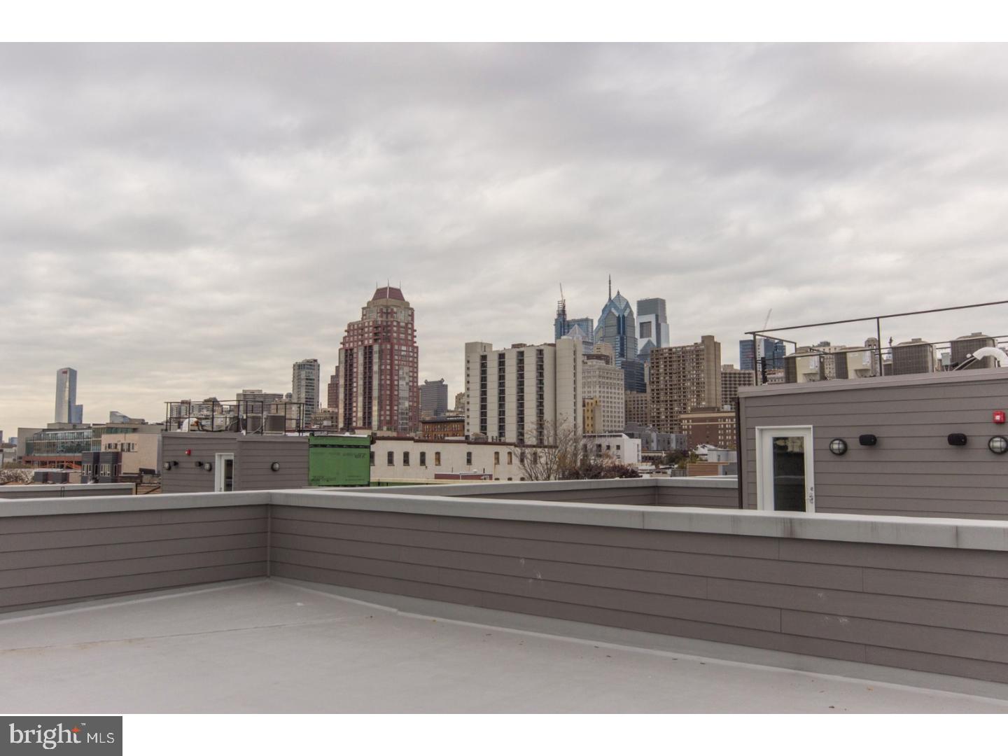 HAWTHORNE - Residential Lease